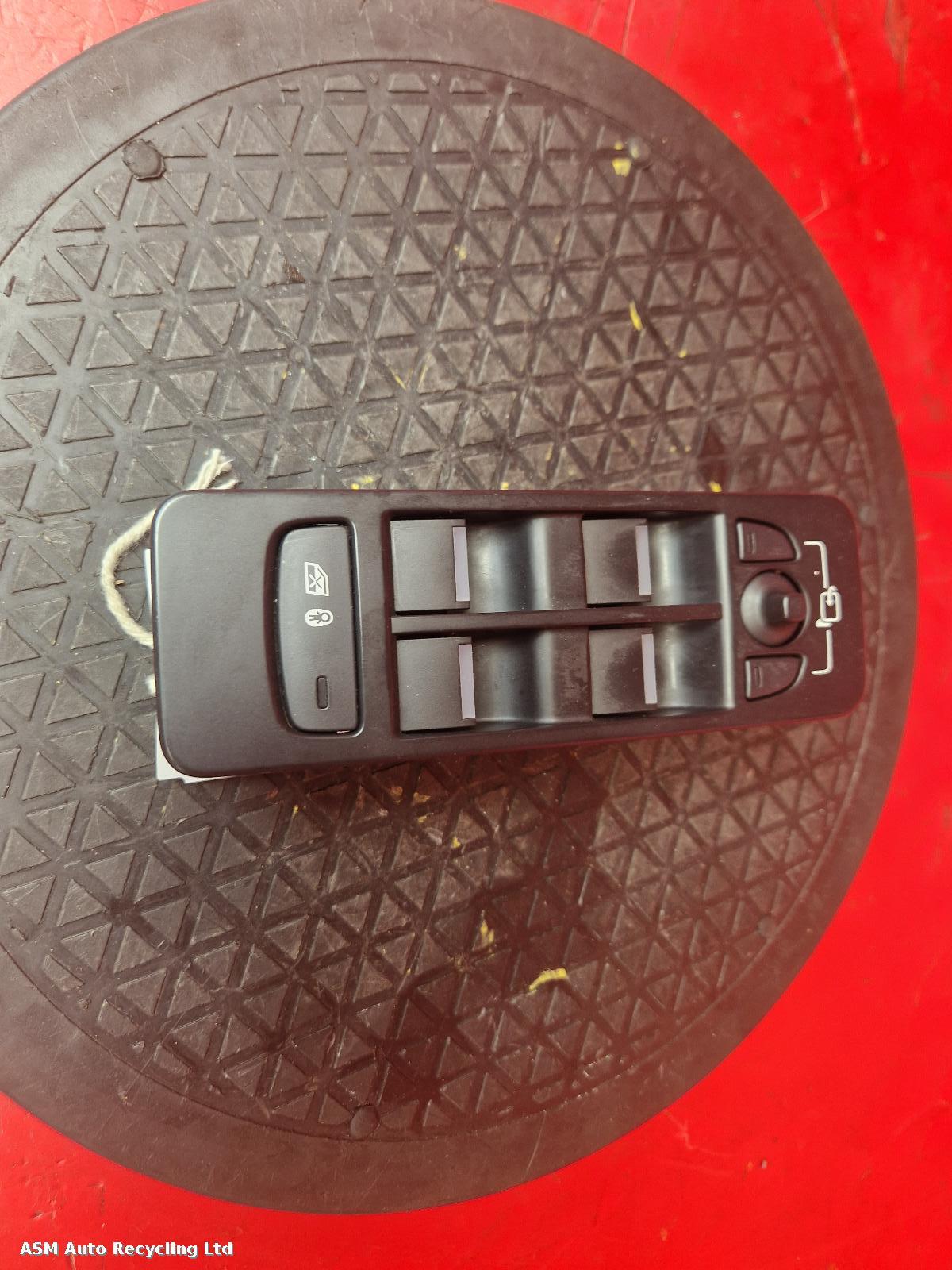 View Auto part Elect. Window Switch Land Rover Discovery Sport 2017