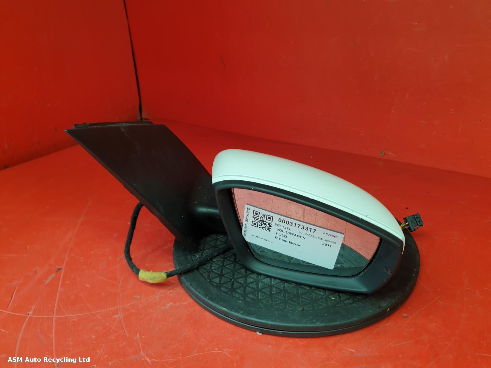 View Auto part R Door Mirror Volkswagen Polo 2011