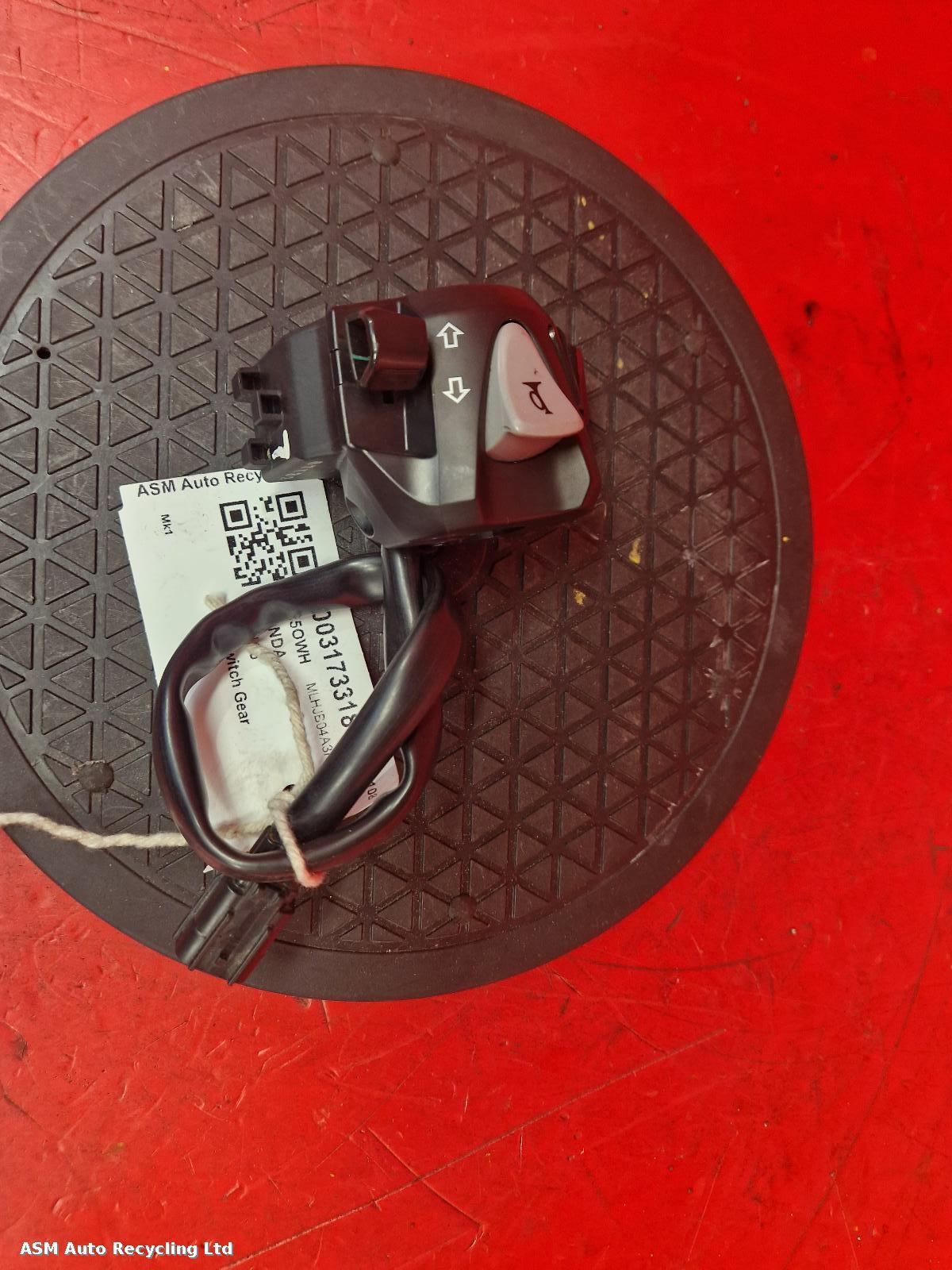 View Auto part LH Switch Gear Honda St 125 2025