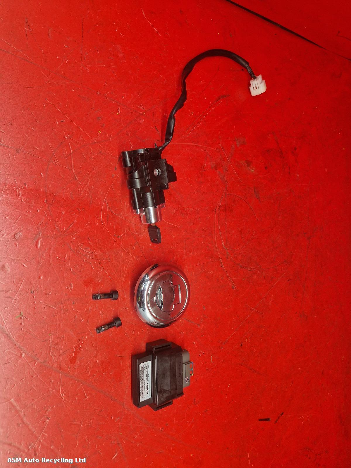 View Auto part Comp.Lock Set + Keys Keeway Superlight 125 2025