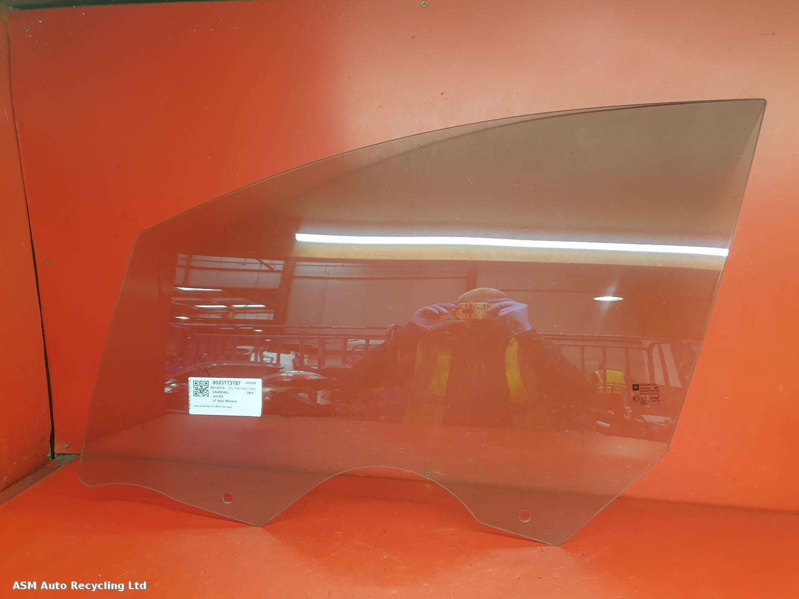 View Auto part LF Door Window Vauxhall Astra 2011