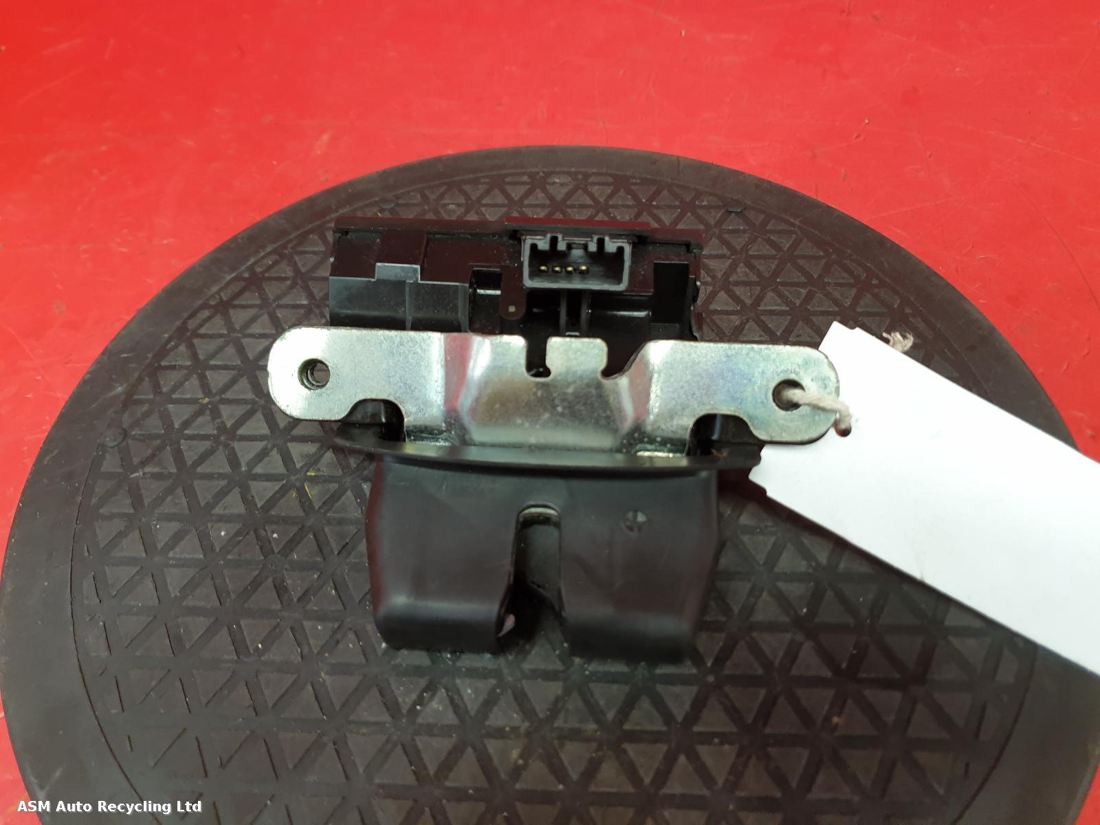 View Auto part Bootlid/Tailgate Lock Ford B Max 2013