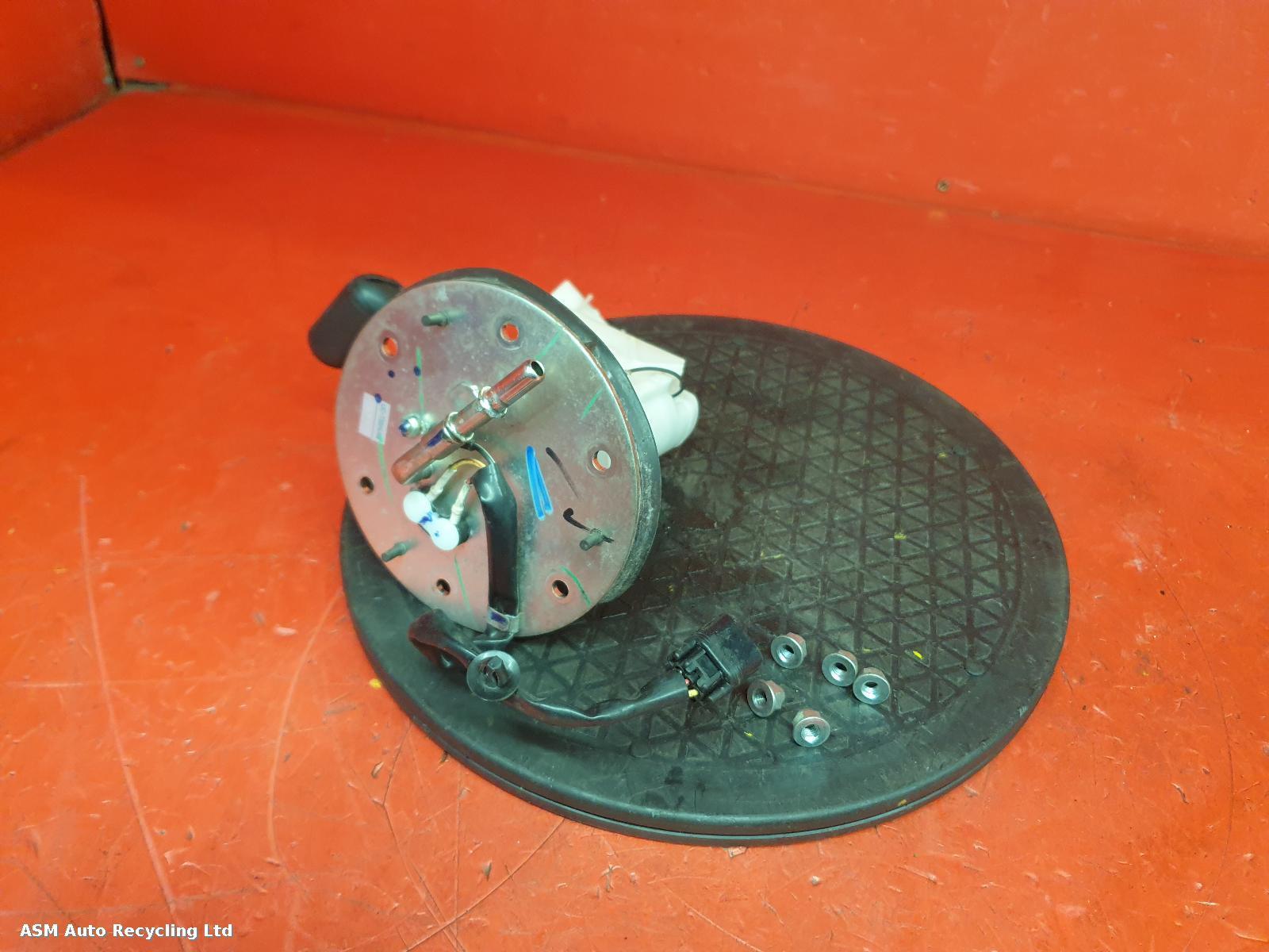 View Auto part Fuel Pump Honda Cb650f 2018