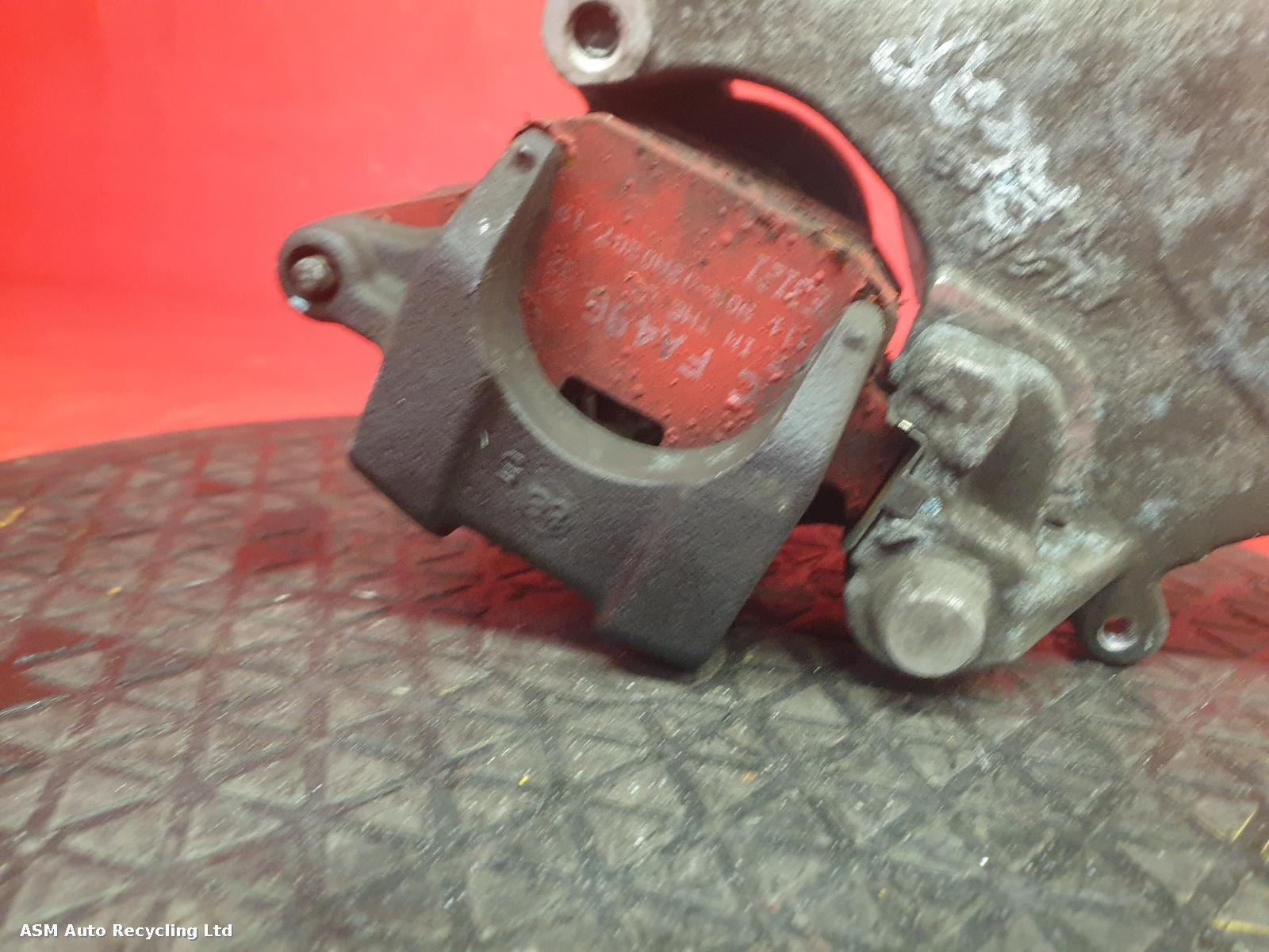 View Auto part Caliper Honda Cb650f 2018
