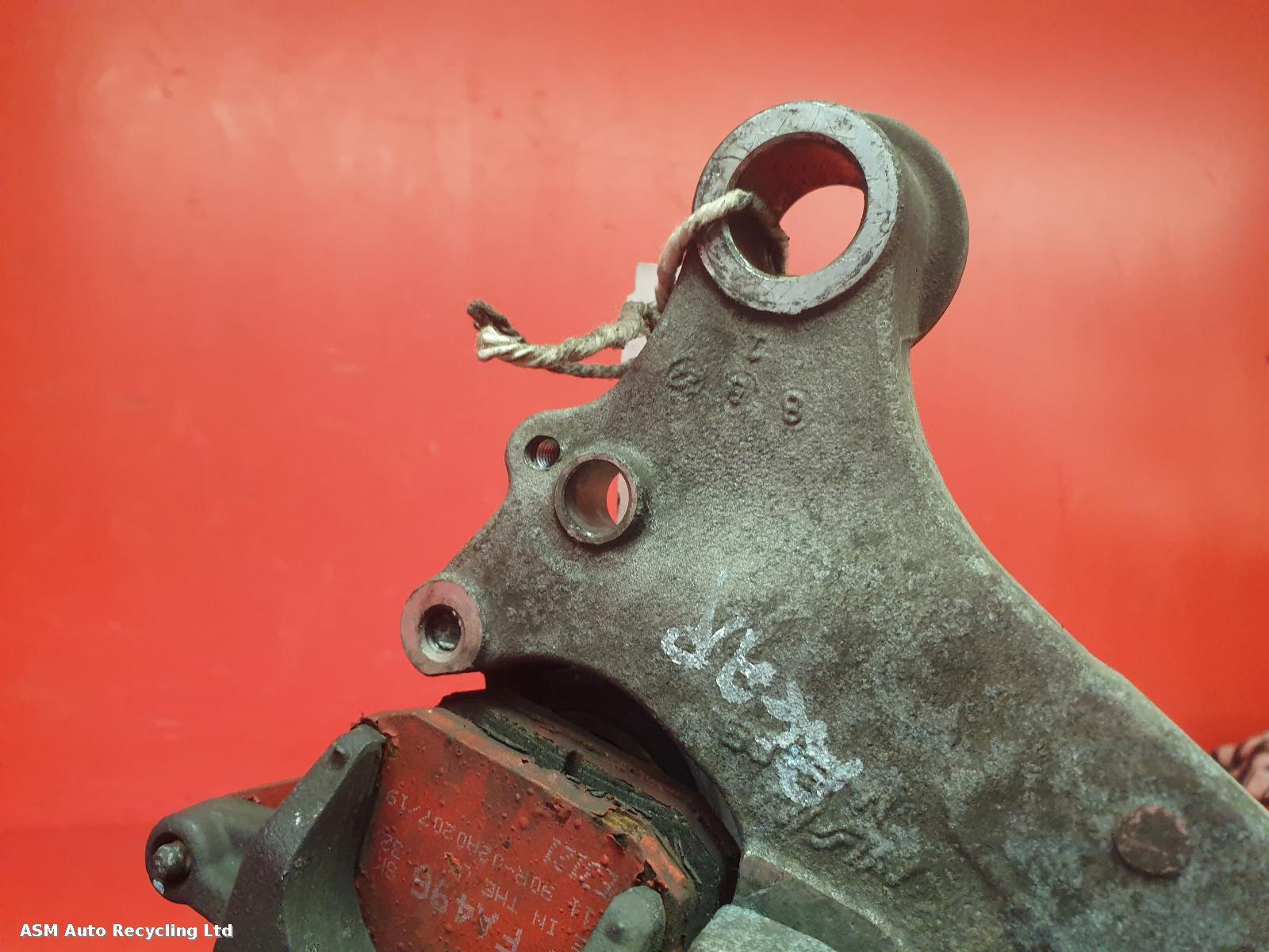 View Auto part Caliper Honda Cb650f 2018