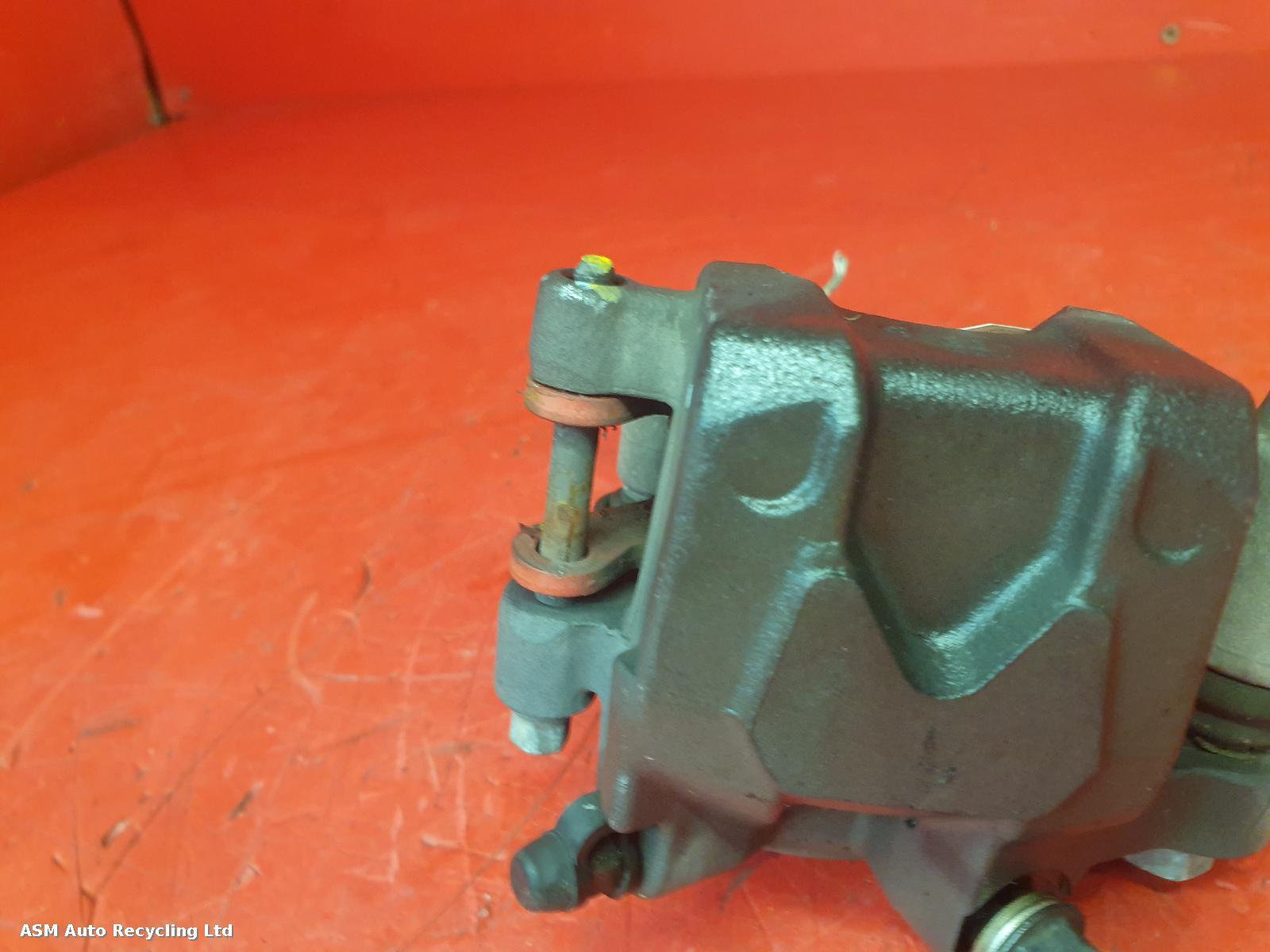 View Auto part Caliper Honda Cb650f 2018