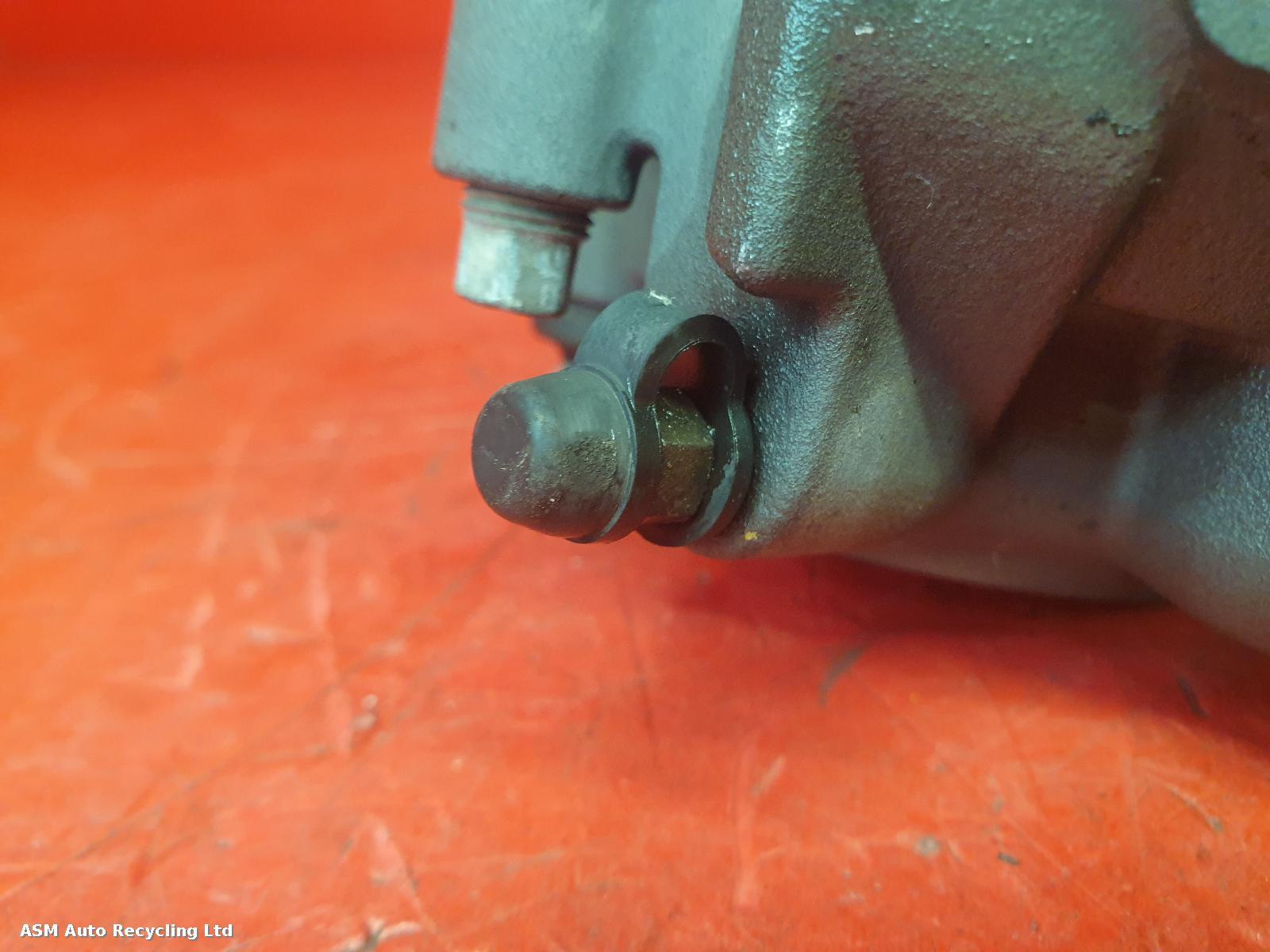 View Auto part Caliper Honda Cb650f 2018