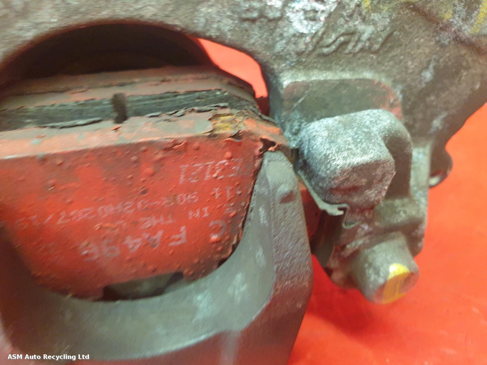 View Auto part Caliper Honda Cb650f 2018