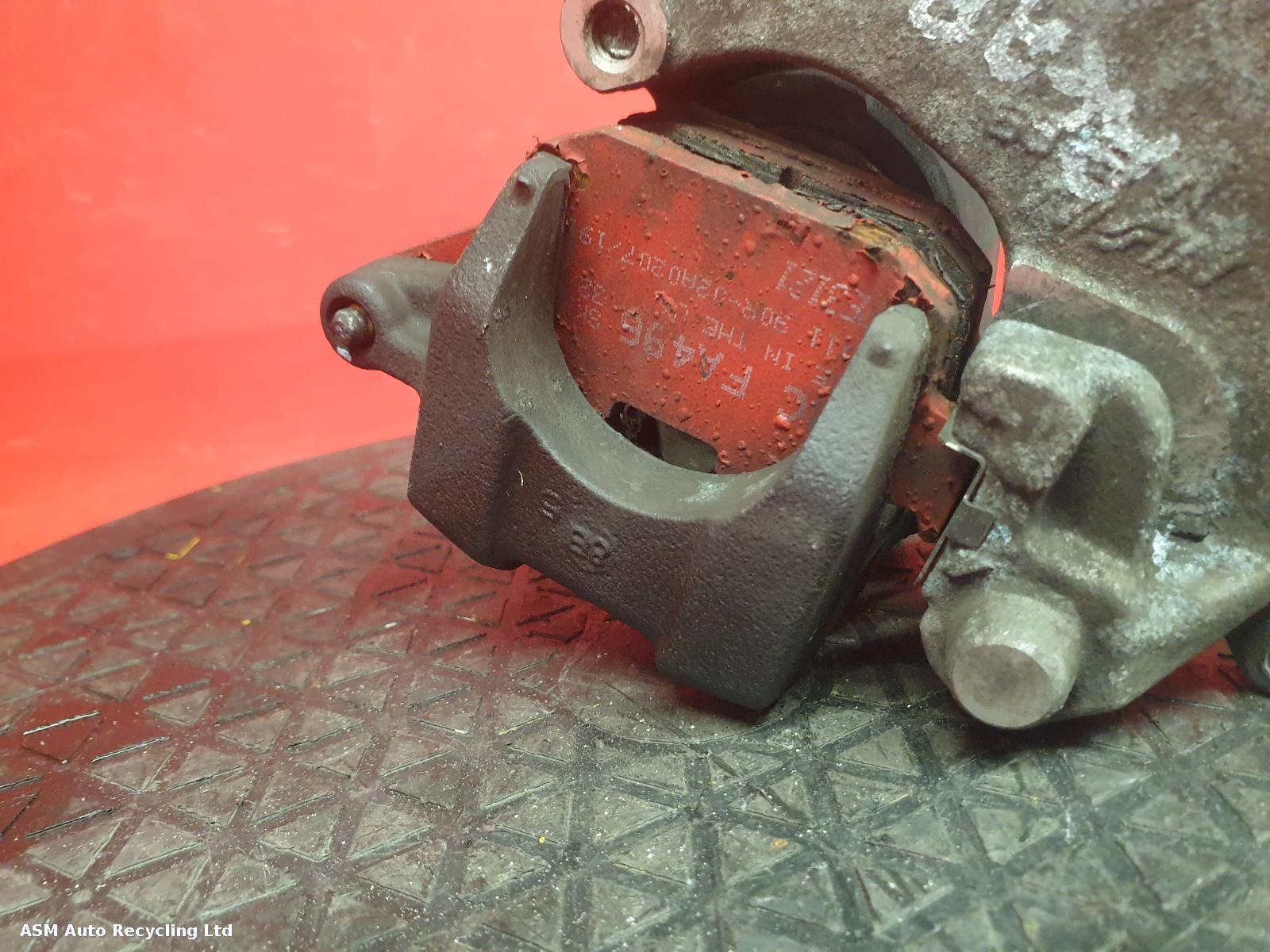 View Auto part Caliper Honda Cb650f 2018