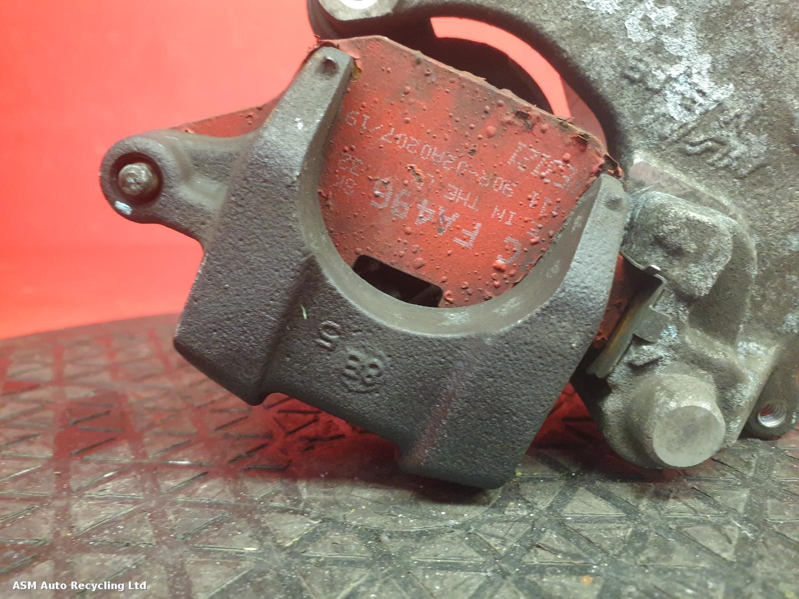 View Auto part Caliper Honda Cb650f 2018