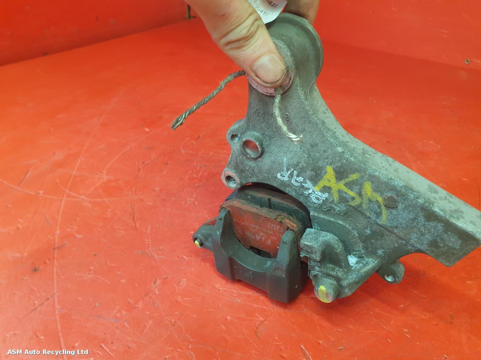View Auto part Caliper Honda Cb650f 2018