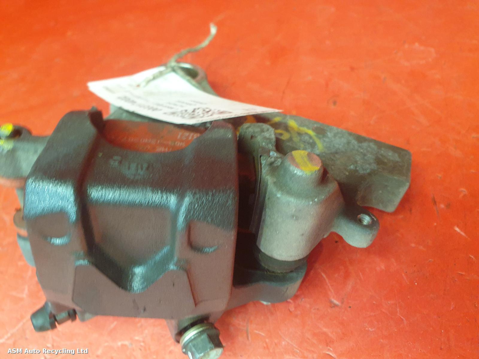 View Auto part Caliper Honda Cb650f 2018