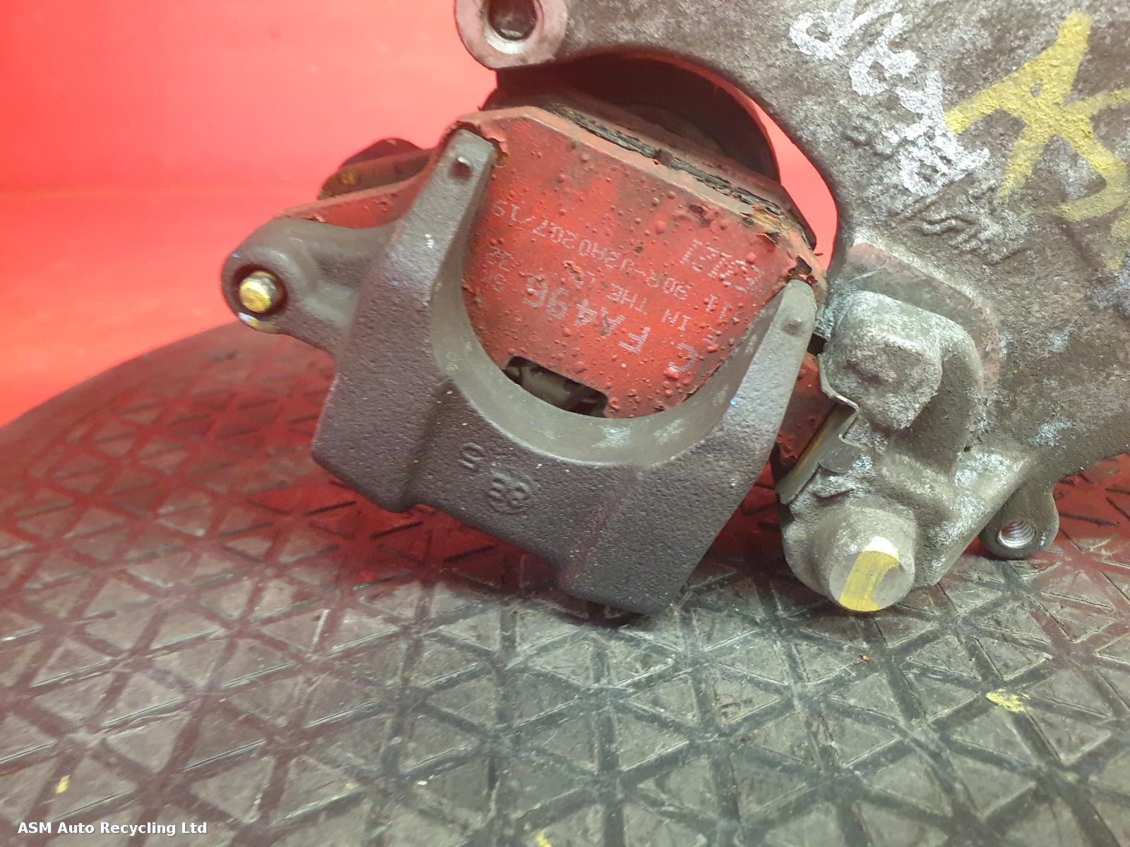 View Auto part Caliper Honda Cb650f 2018