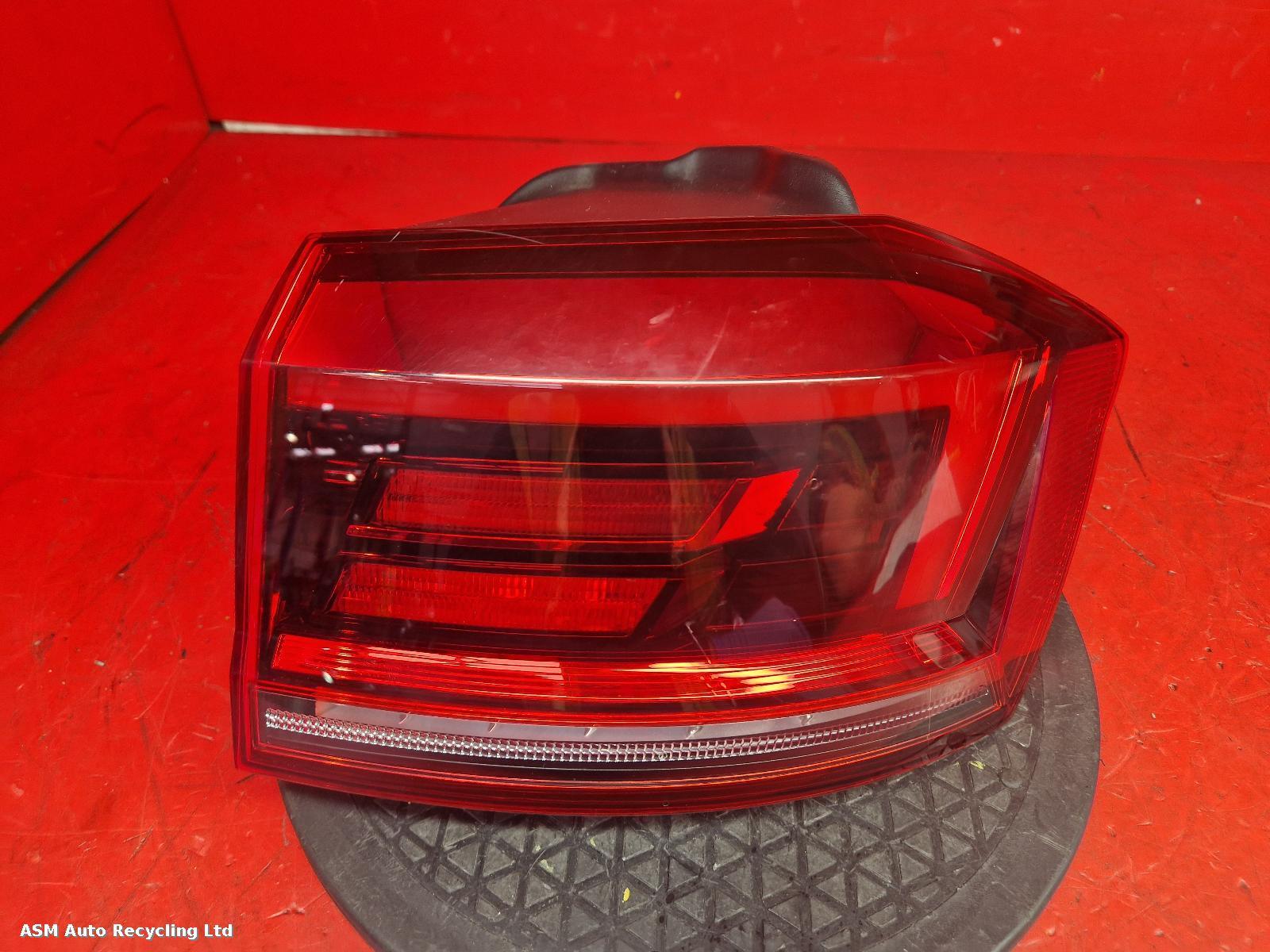 View Auto part R Taillight Volkswagen Golf Sv 2018
