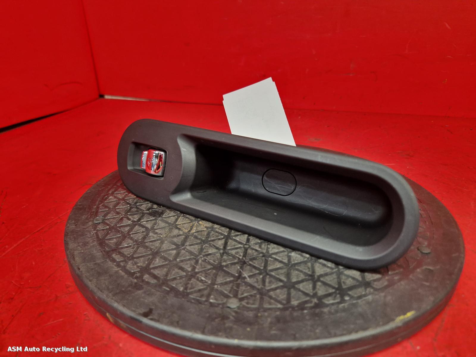 View Auto part Elect. Window Switch Mini (bmw) Countryman 2019