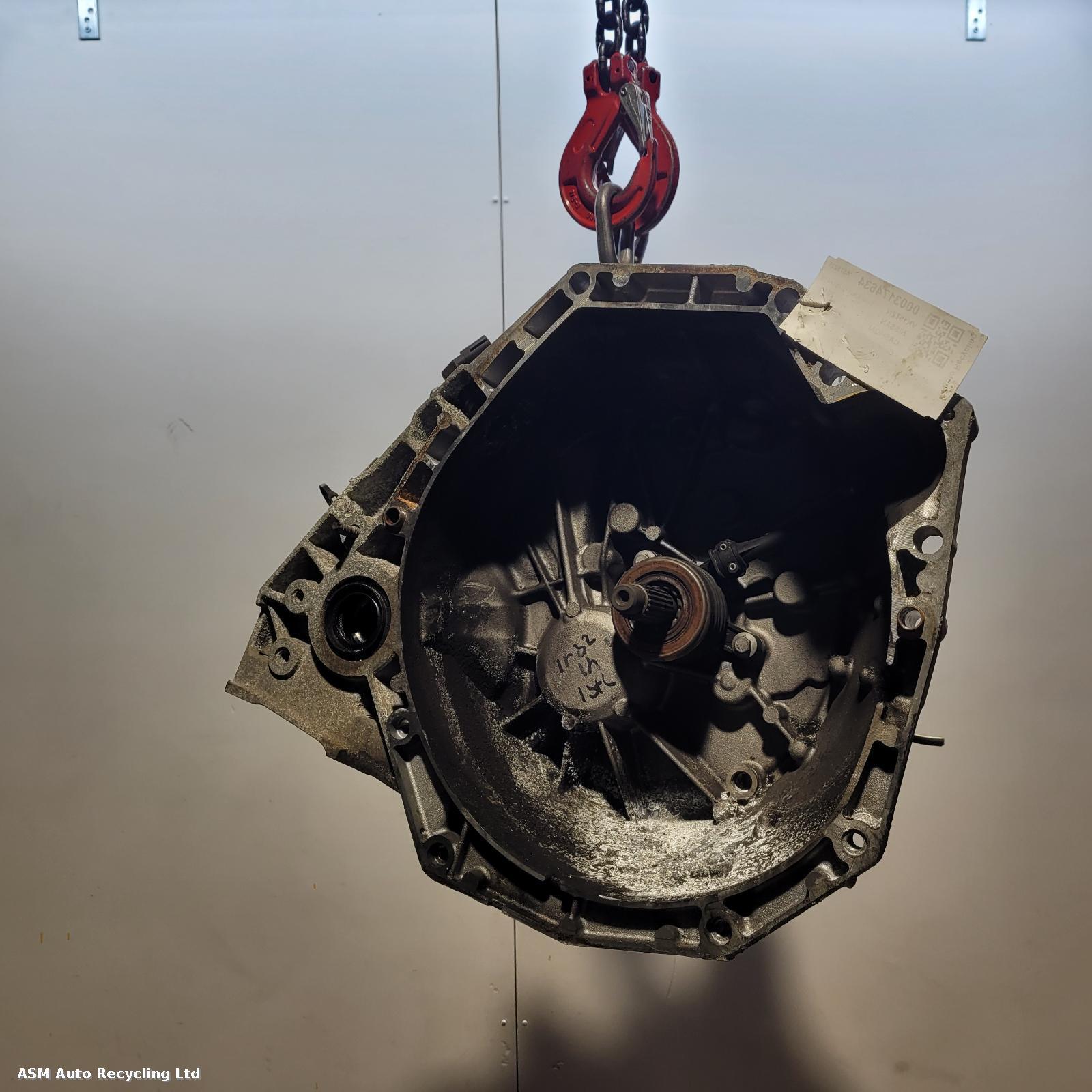 View Auto part Gearbox Nissan Qashqai 2019