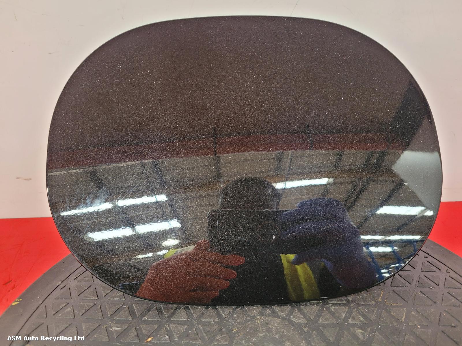 View Auto part Fuel Filler Flap Nissan Qashqai 2019