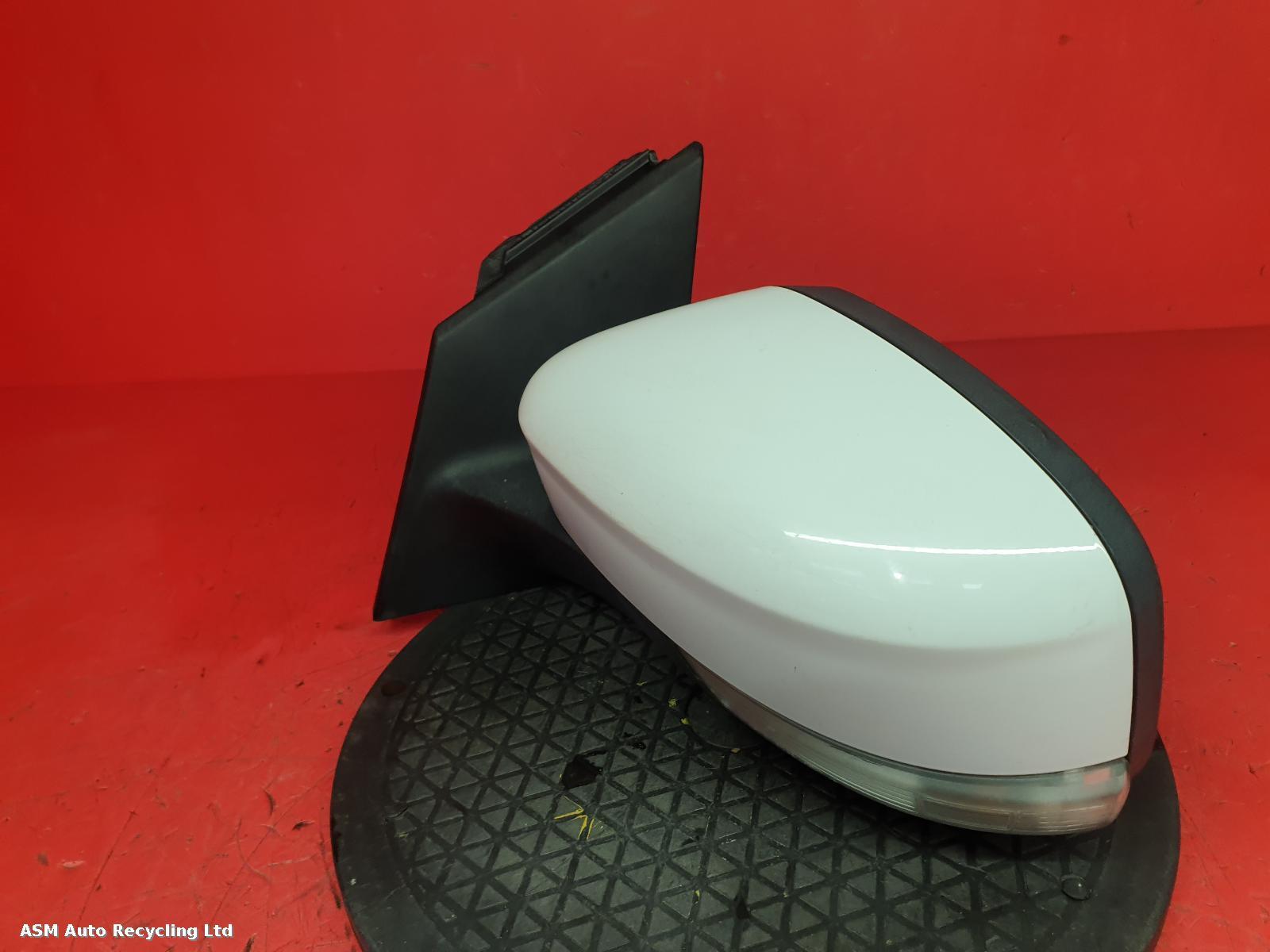 View Auto part L Door Mirror Ford Focus 2014