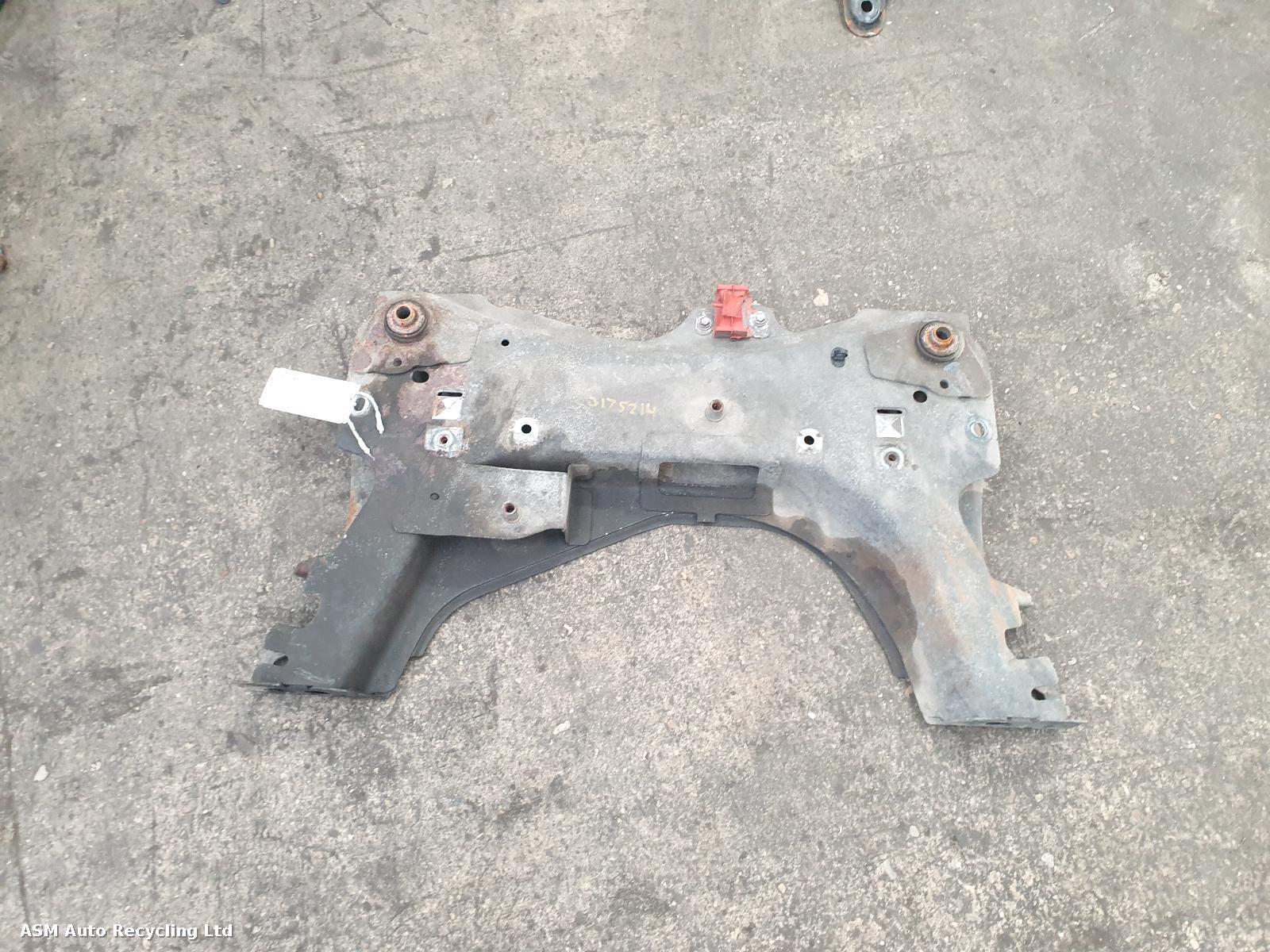 View Auto part Front Subframe Renault Clio 2011