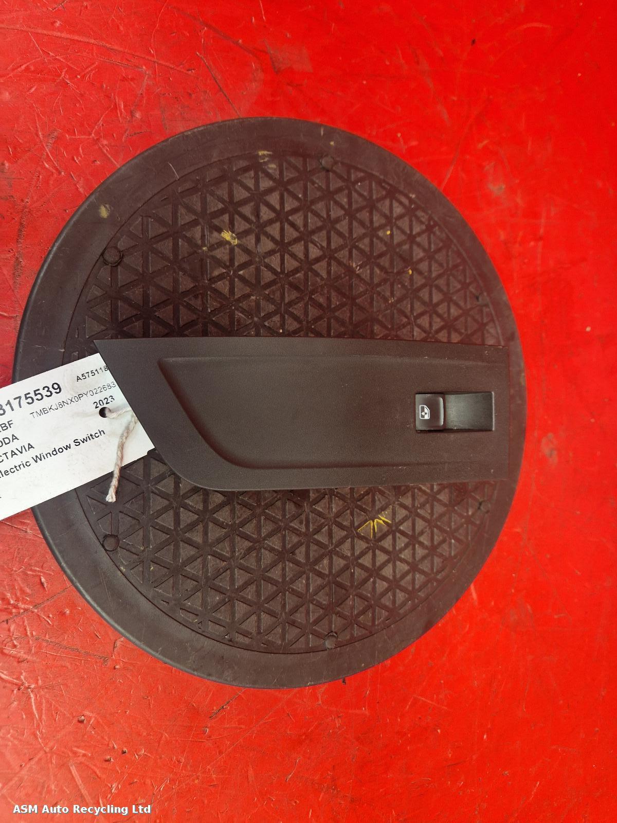 View Auto part Elect. Window Switch Skoda Octavia 2023