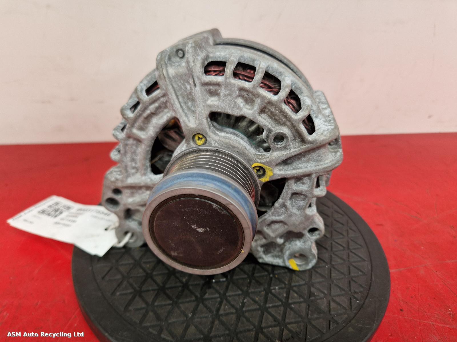 View Auto part Alternator Skoda Octavia 2023