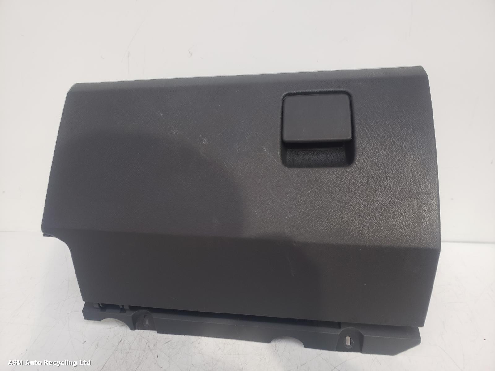 View Auto part Glove Box Vauxhall Zafira 2011