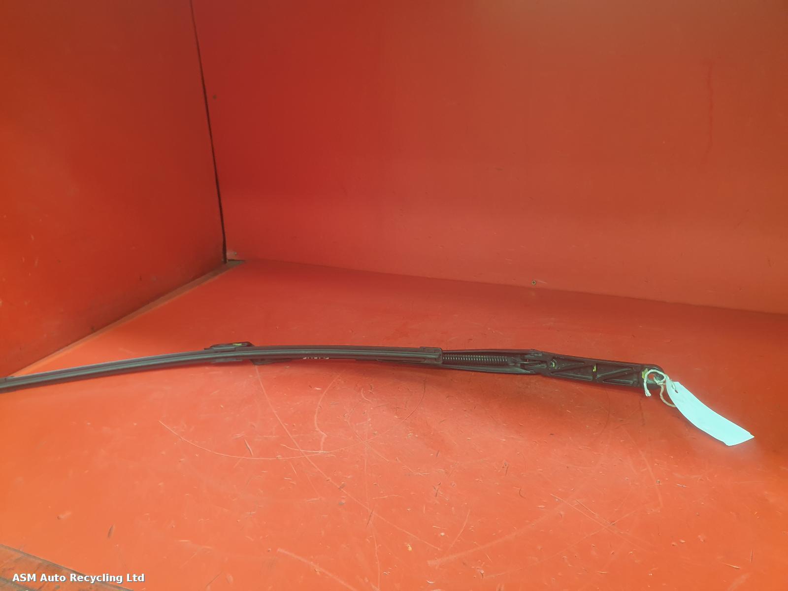 View Auto part Wiper Arm Volkswagen Golf 2006