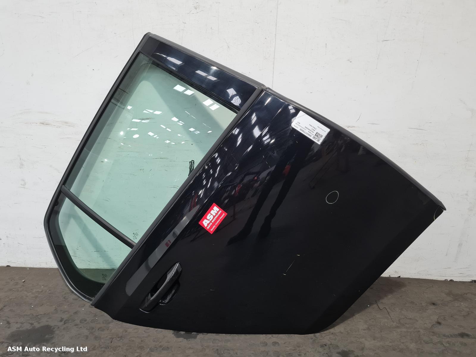 View Auto part R Rear Door Volkswagen Golf 2011