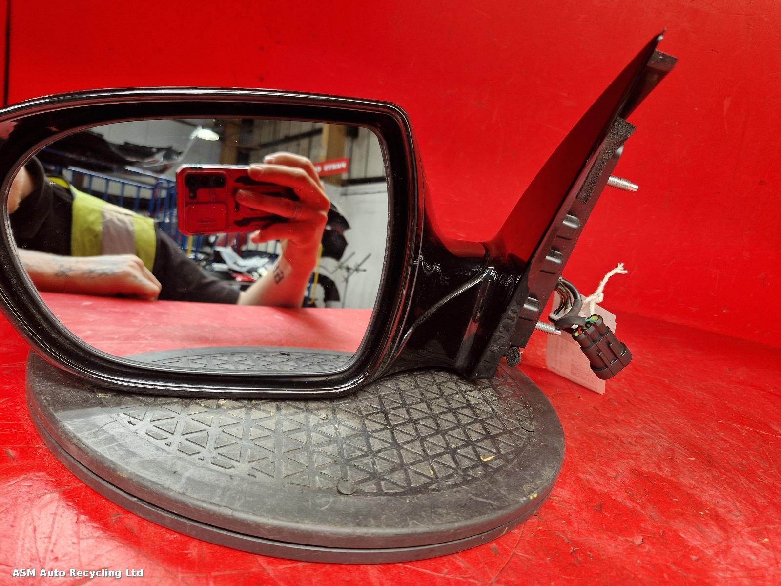 View Auto part L Door Mirror Hyundai I40 2016