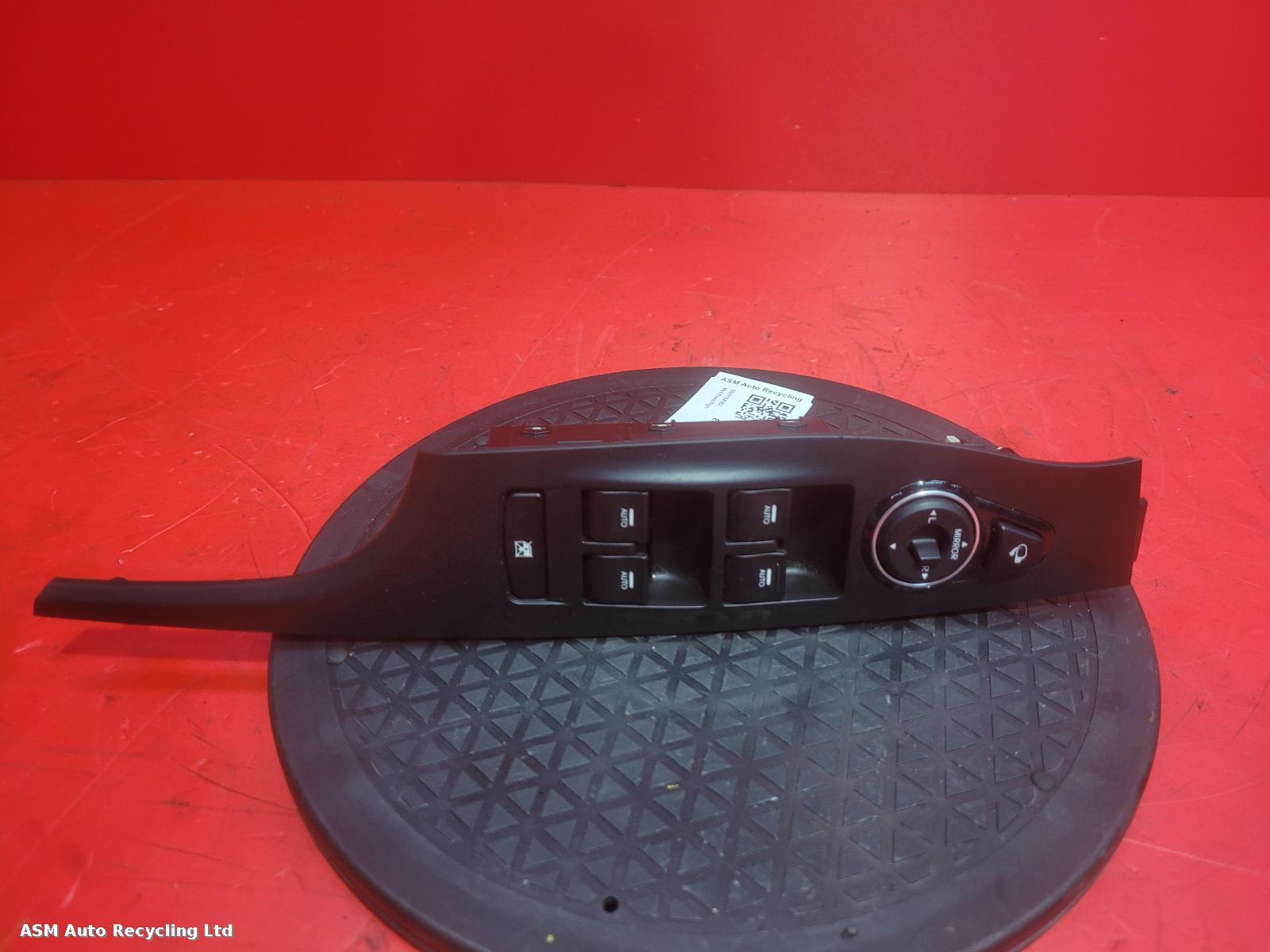 View Auto part Elect. Window Switch Hyundai I40 2016