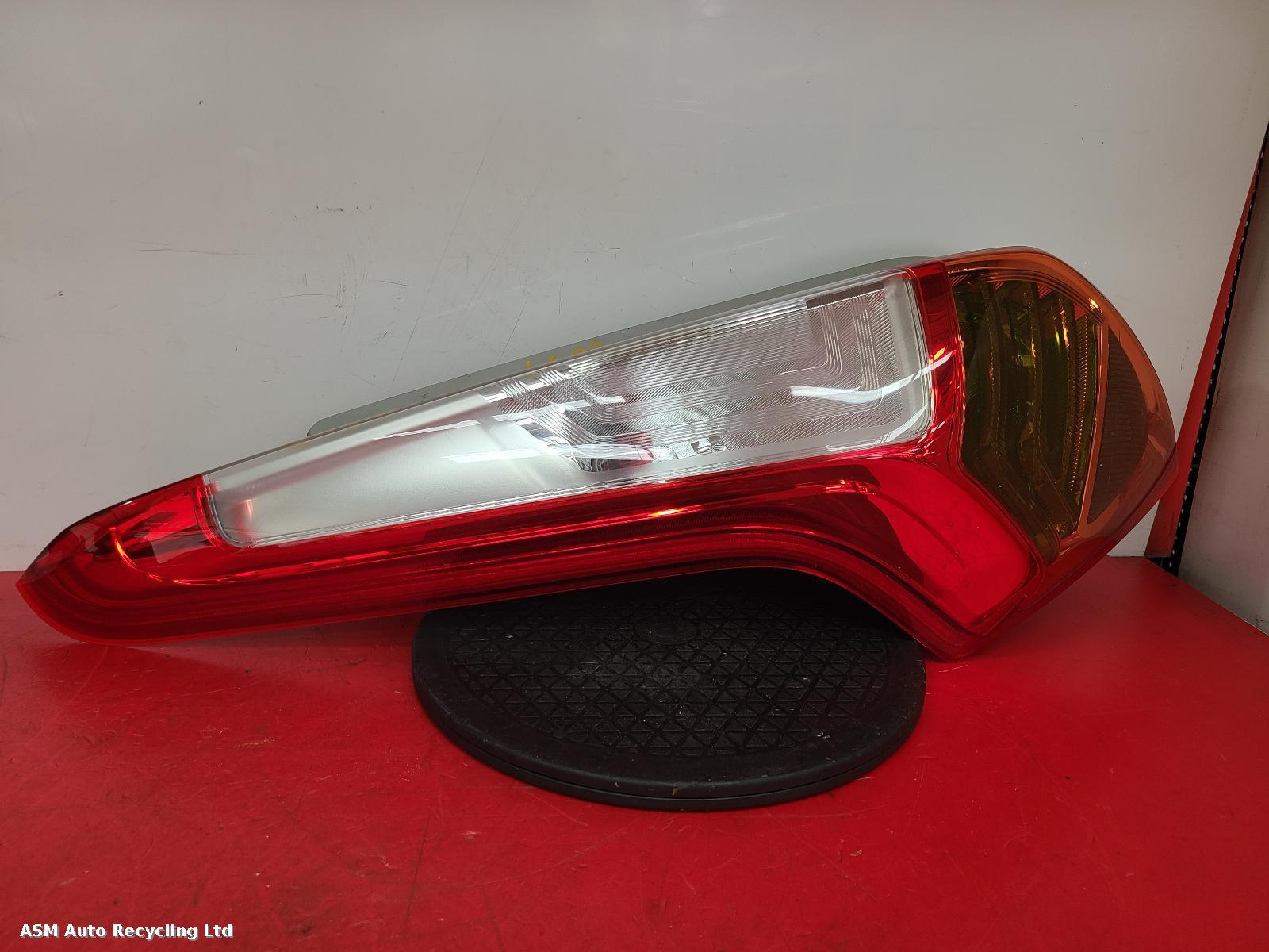 View Auto part L Taillight Mg Mg3 2015