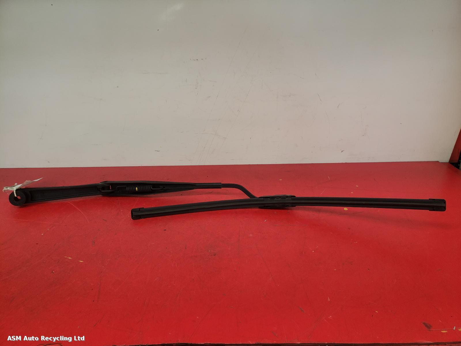 View Auto part Wiper Arm Mg Mg3 2015