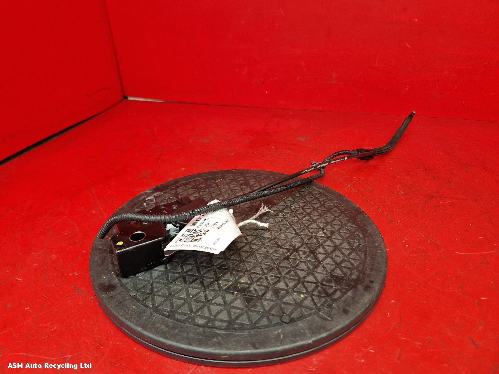 View Auto part Bonnet Latch Seat Leon 2015