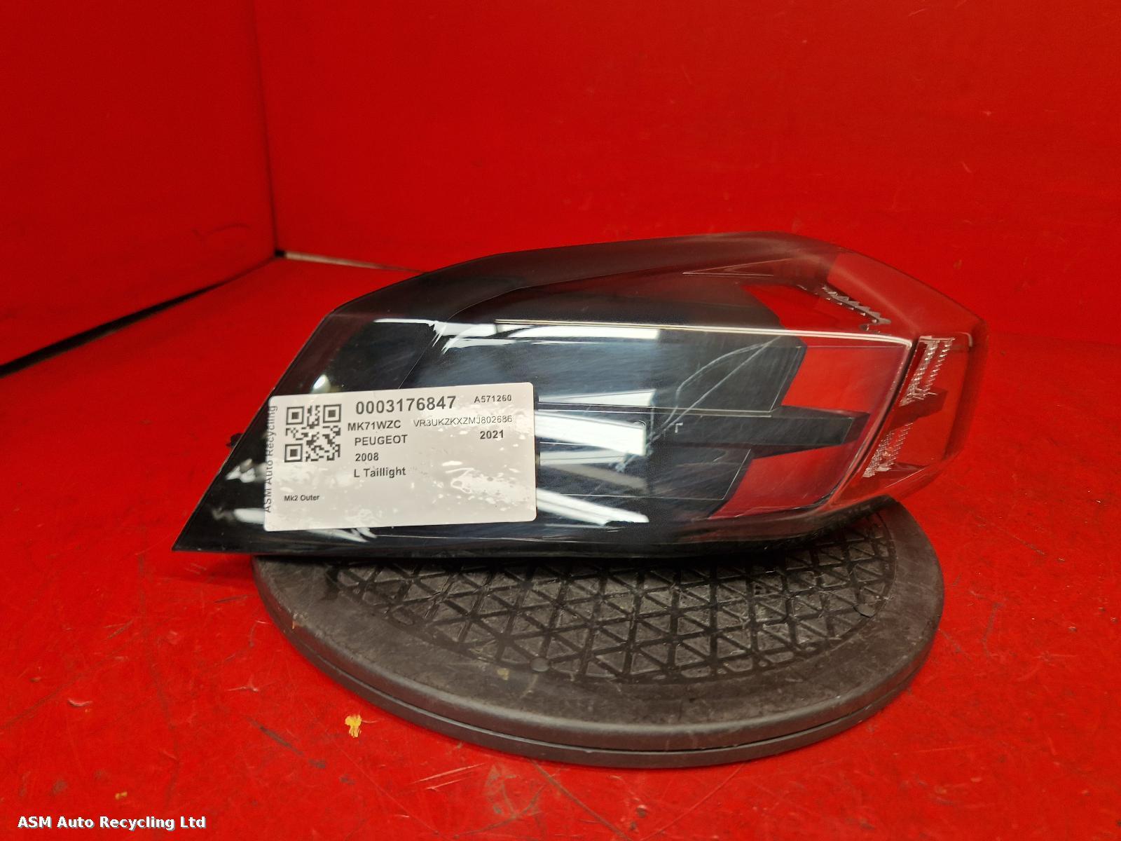 View Auto part L Taillight Peugeot 2008 2021
