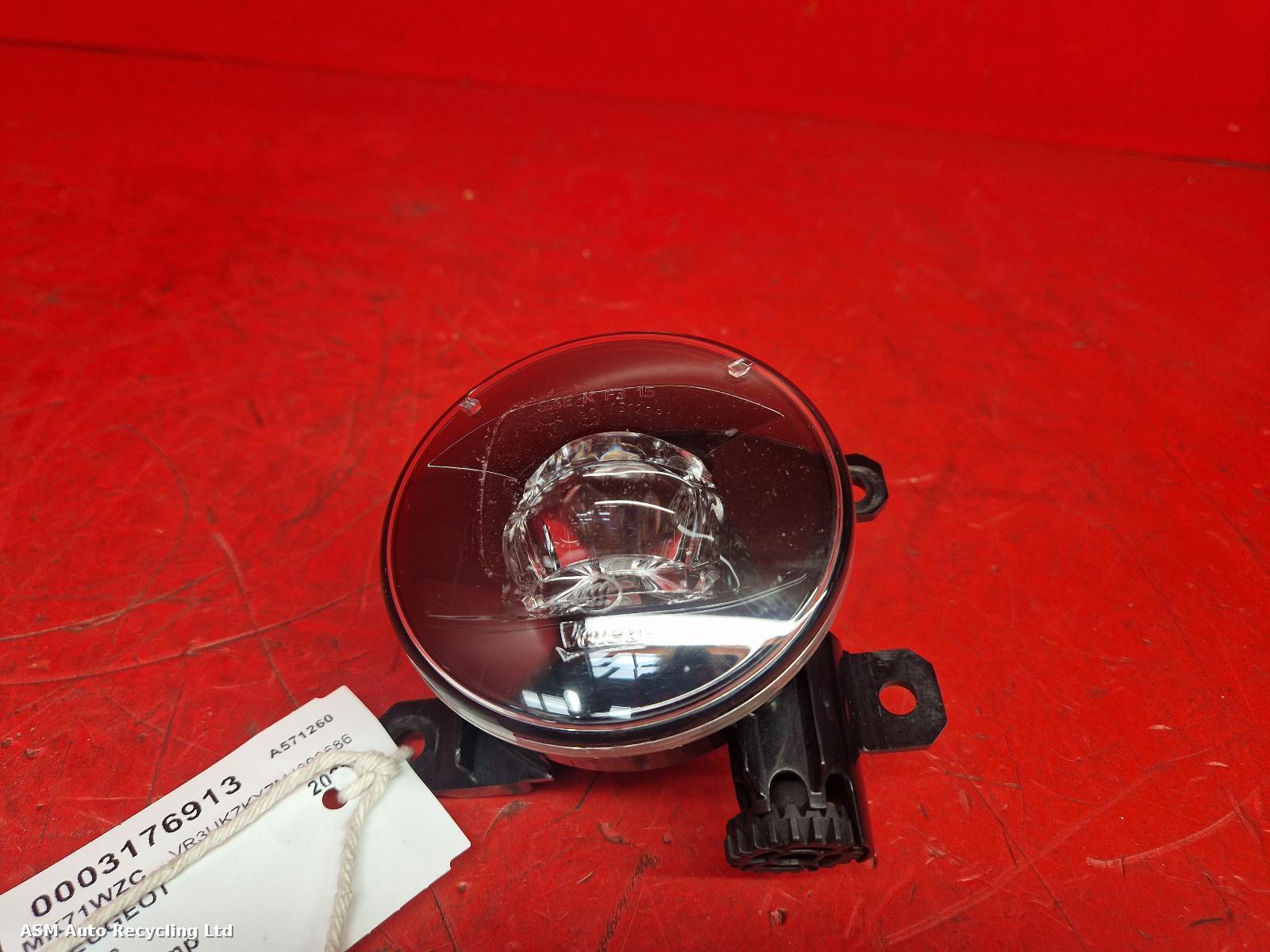 View Auto part Fog Lamp Peugeot 2008 2021