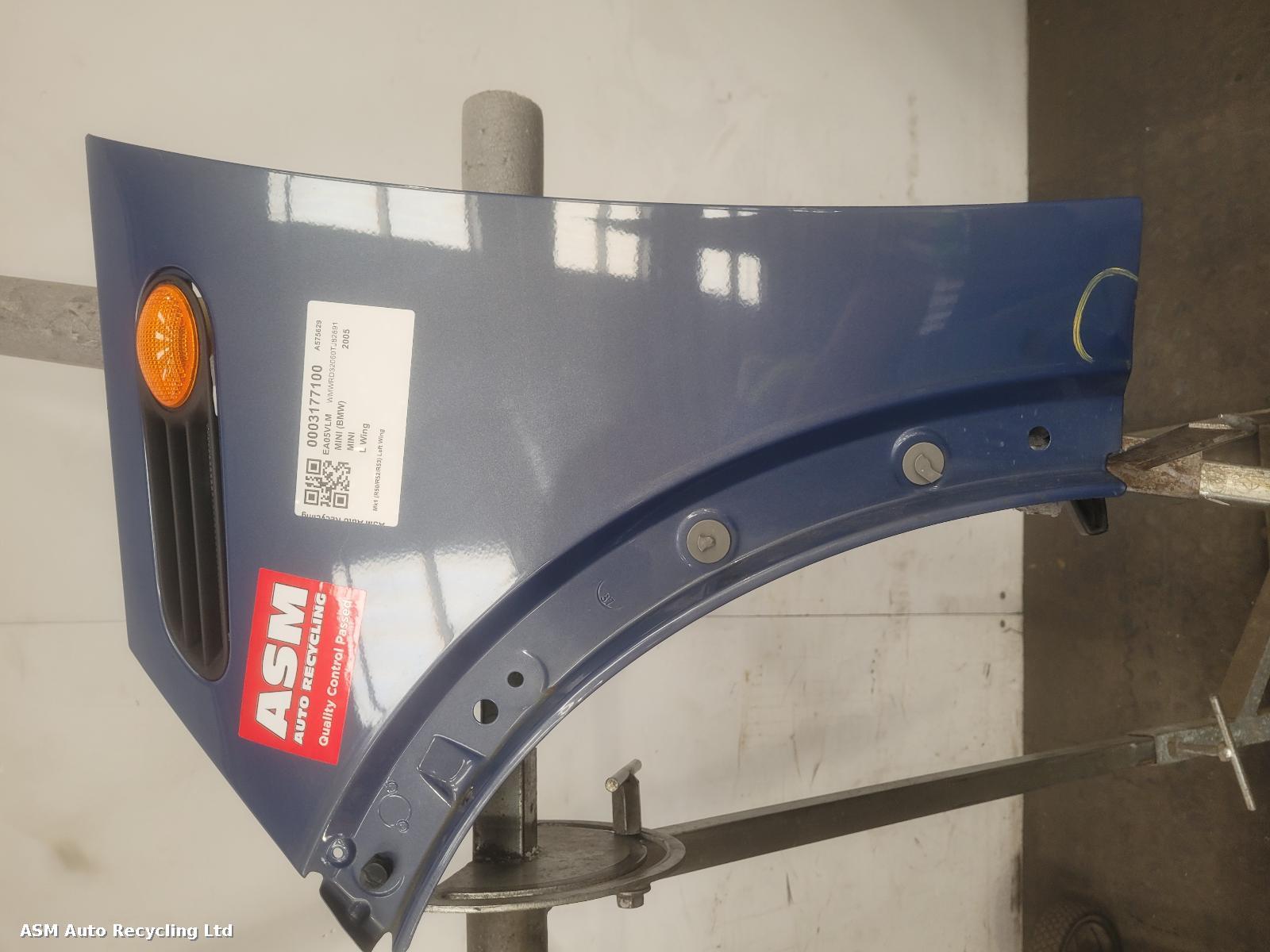 View Auto part L Wing Mini (bmw) Mini 2005
