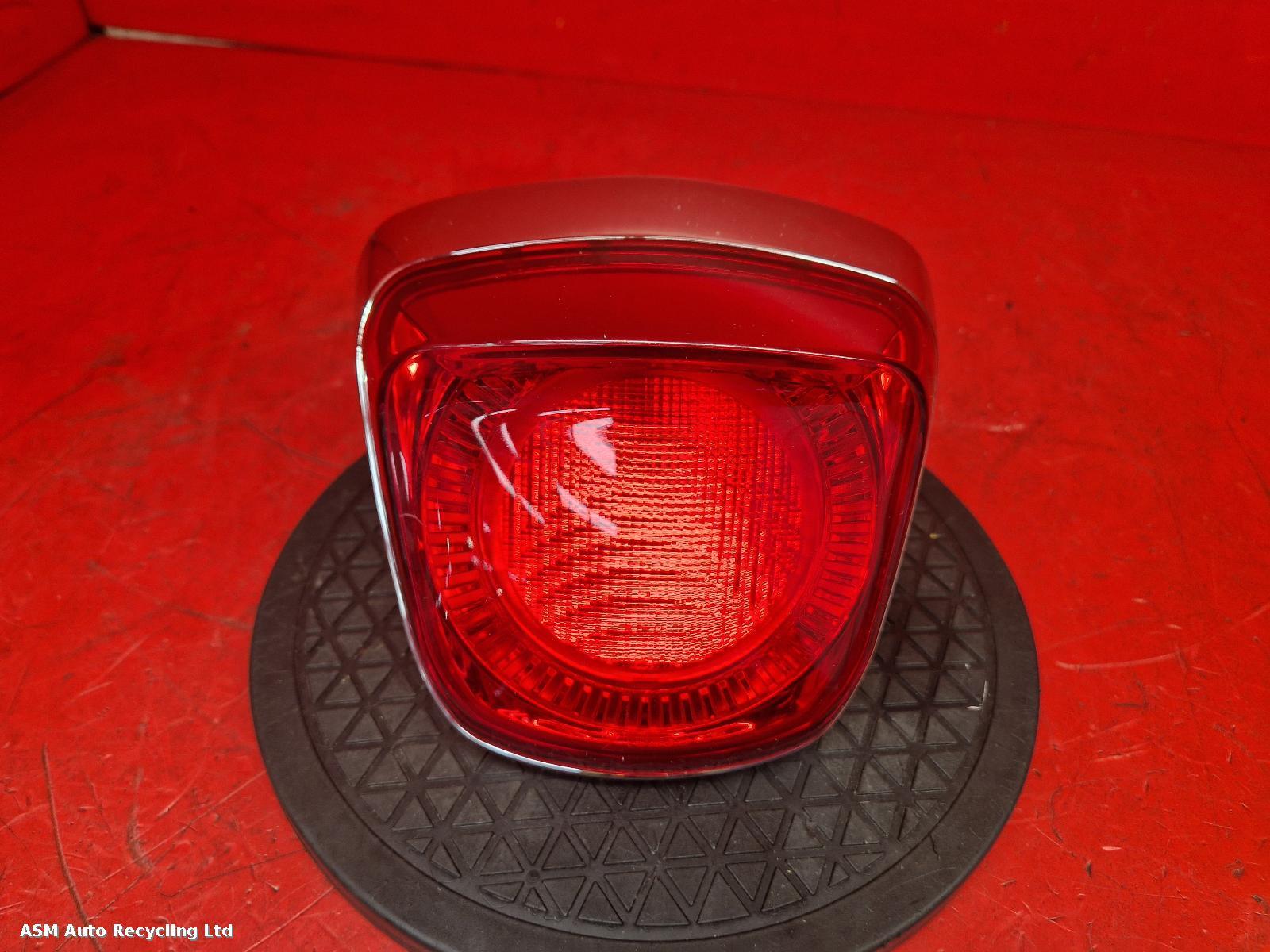 View Auto part Taillight Vespa Elettrica 2023
