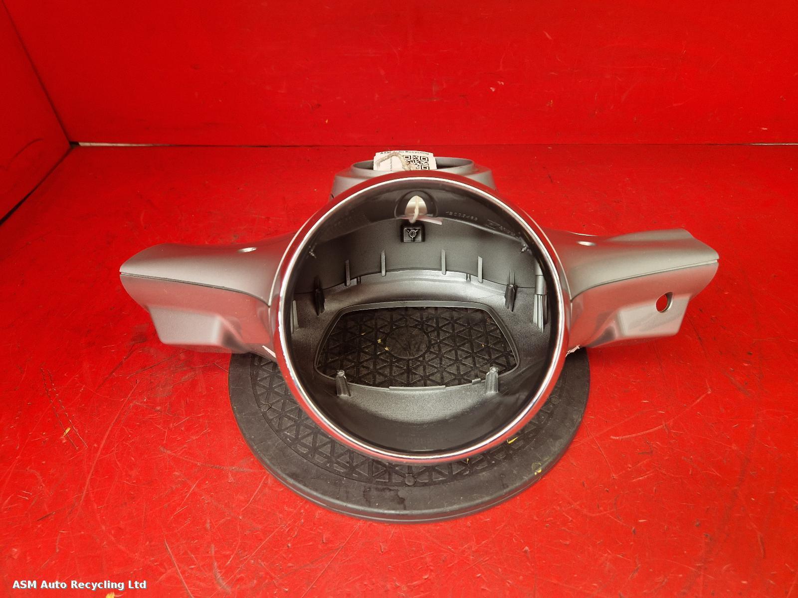 View Auto part Nosecone Vespa Elettrica 2023