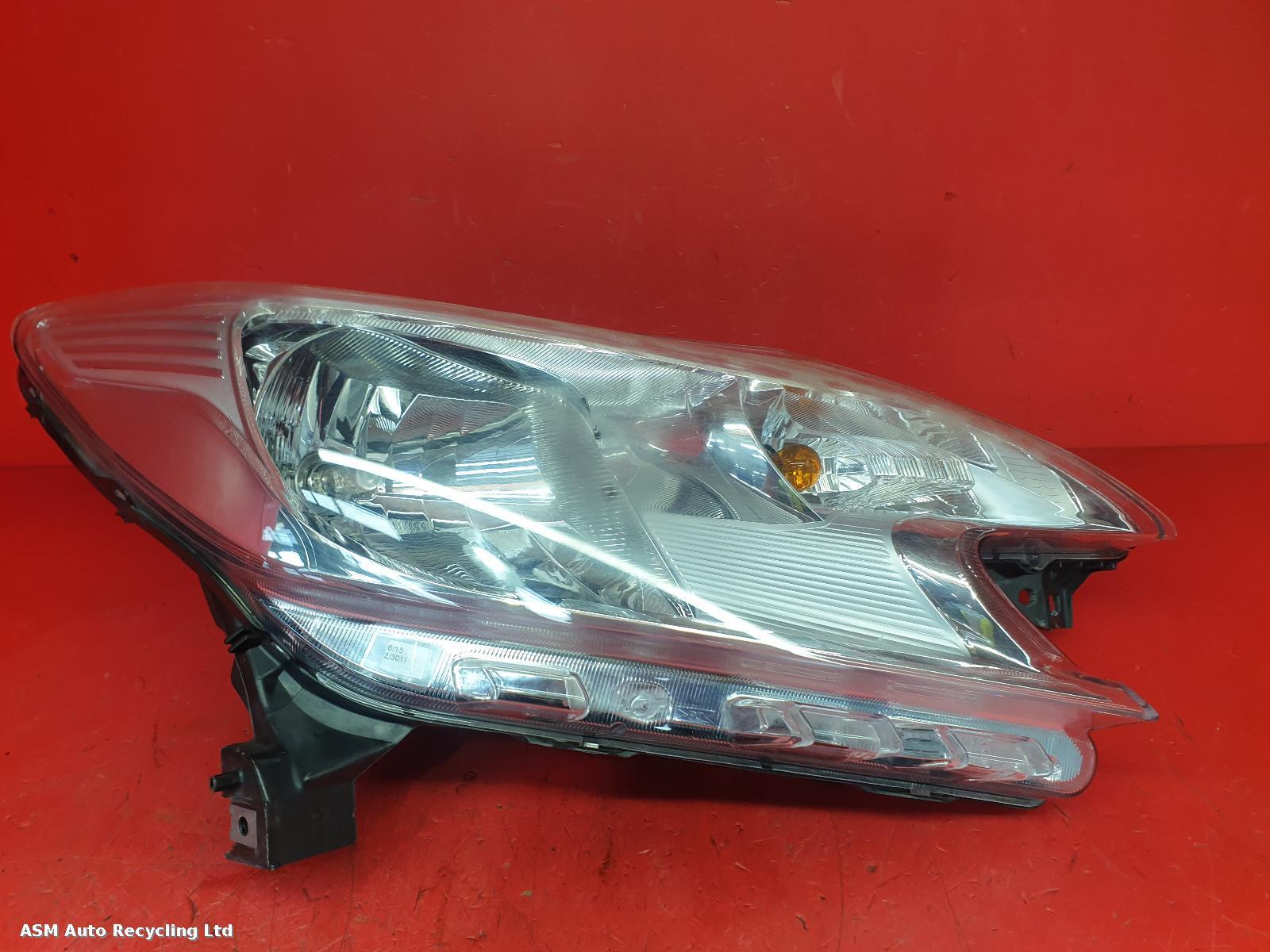 View Auto part R Headlamp Nissan Note 2015