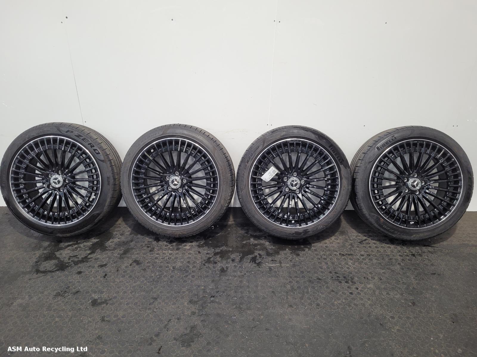 View Auto part Wheel Set Mercedes Eqb 2024