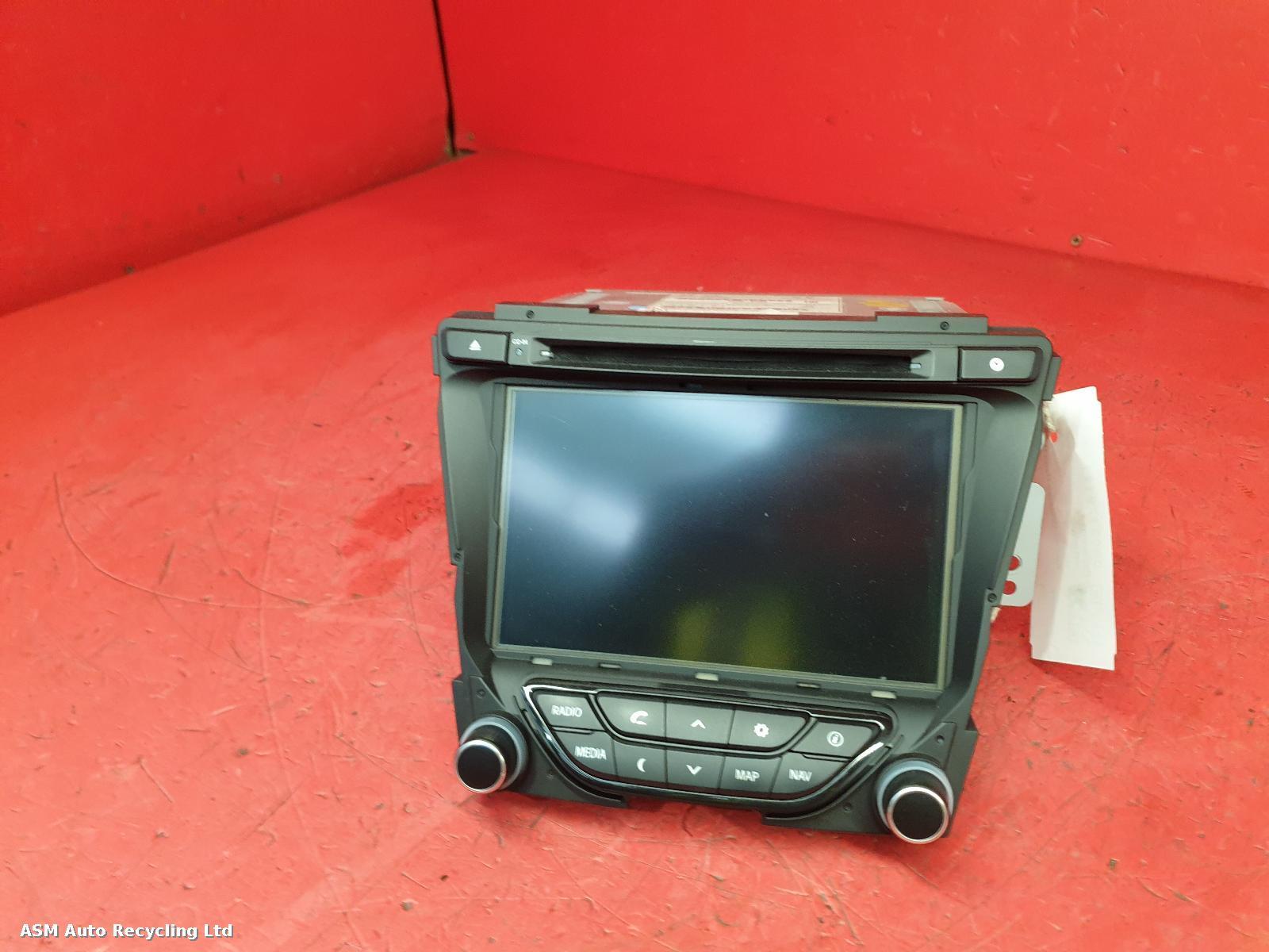 View Auto part A/V Equipment Hyundai I40 2012