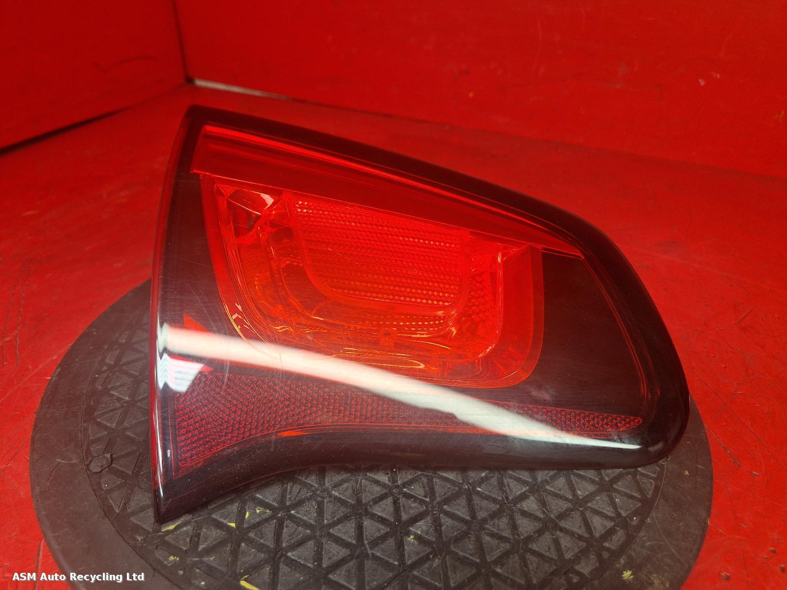 View Auto part L Taillight Citroen C3 2011