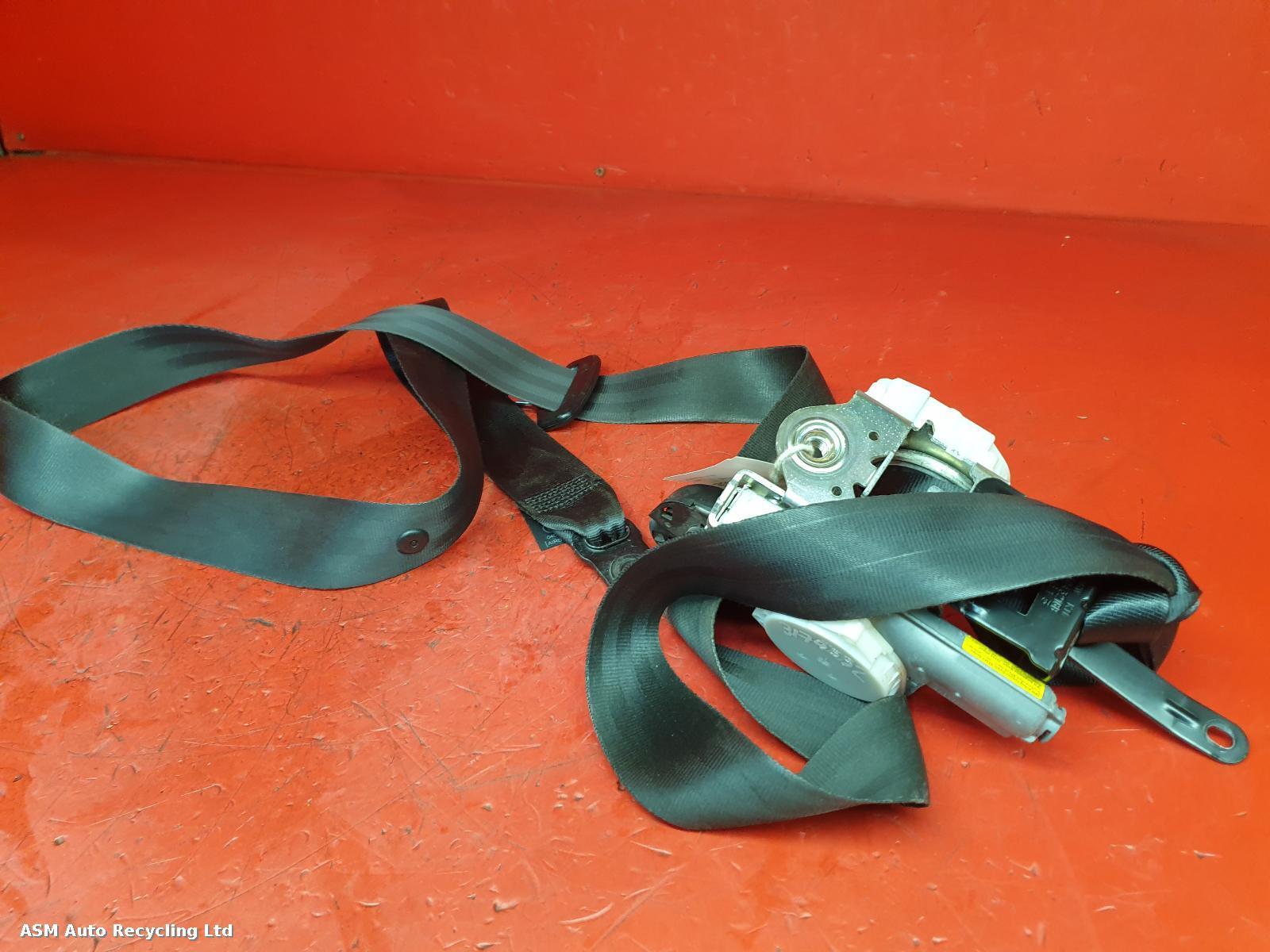 View Auto part Seat Belt Ford Fiesta 2008