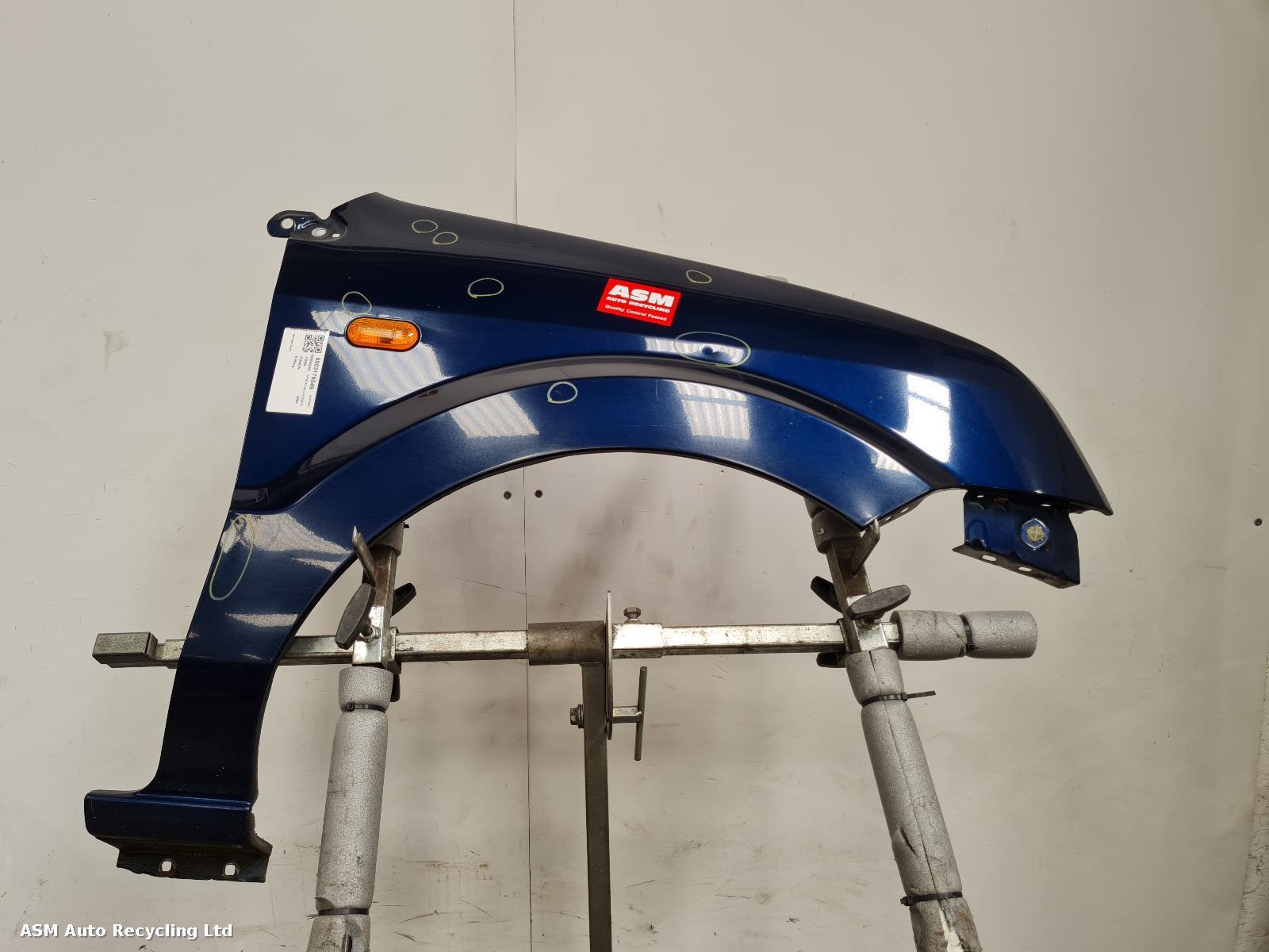 View Auto part R Wing Ford Fusion 2004