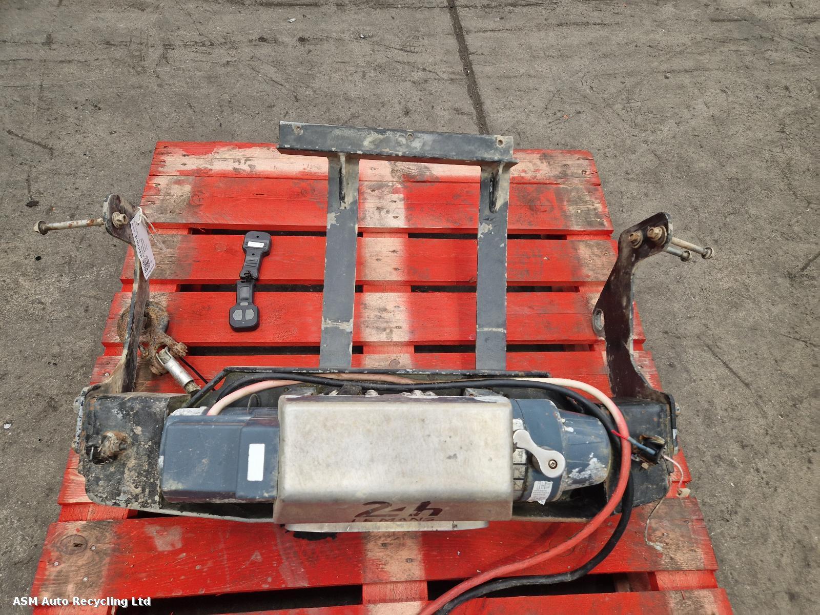 View Auto part Misc Land Rover Discovery 2004