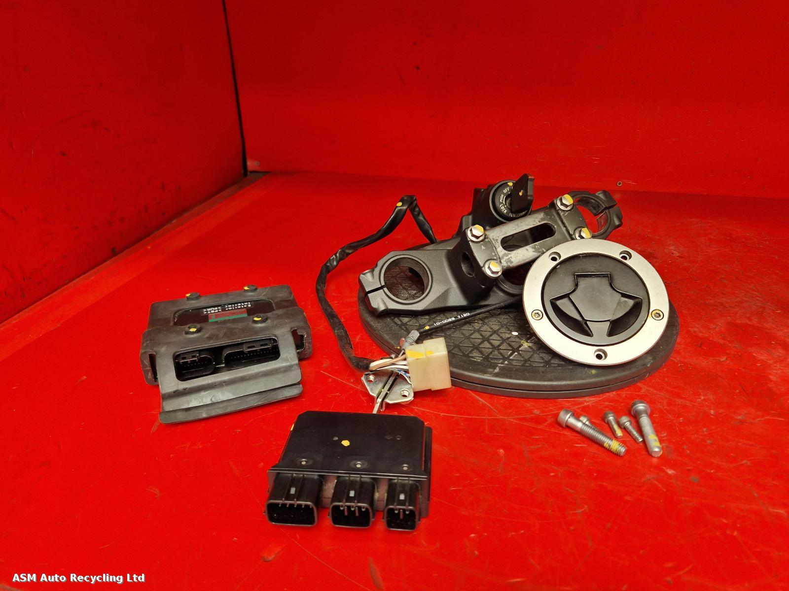 View Auto part Comp.Lock Set + Keys Kawasaki Er-6n 2008