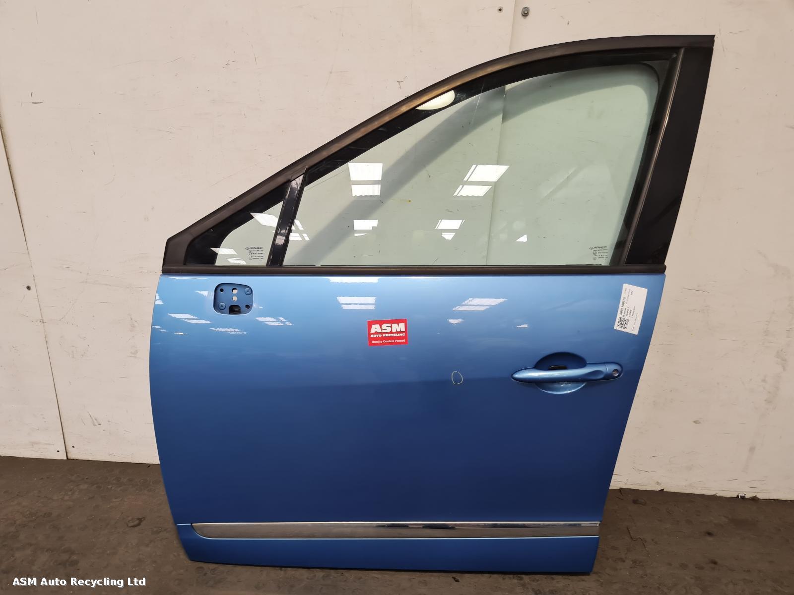 View Auto part L Front Door Renault Scenic 2012