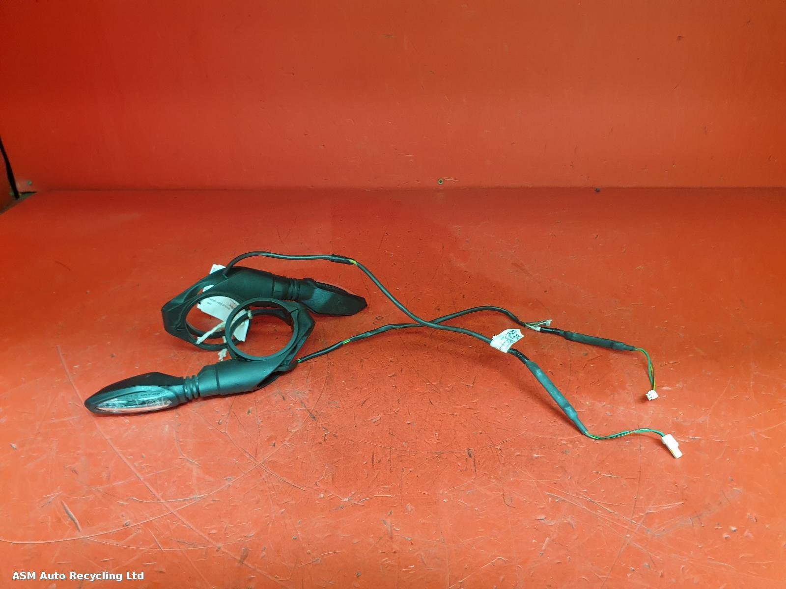 View Auto part L Repeater Lamp Ktm 1290 Super Duke R Evo 2022