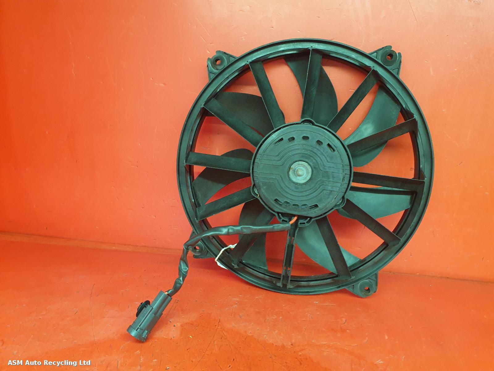 View Auto part Engine Cooling Motor Citroen C4 2013