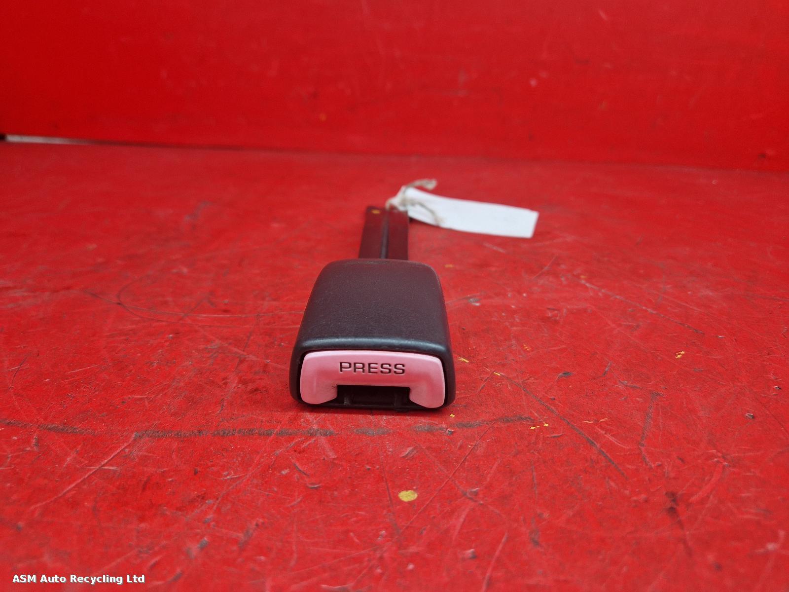 View Auto part Seat Belt Peugeot 107 2006
